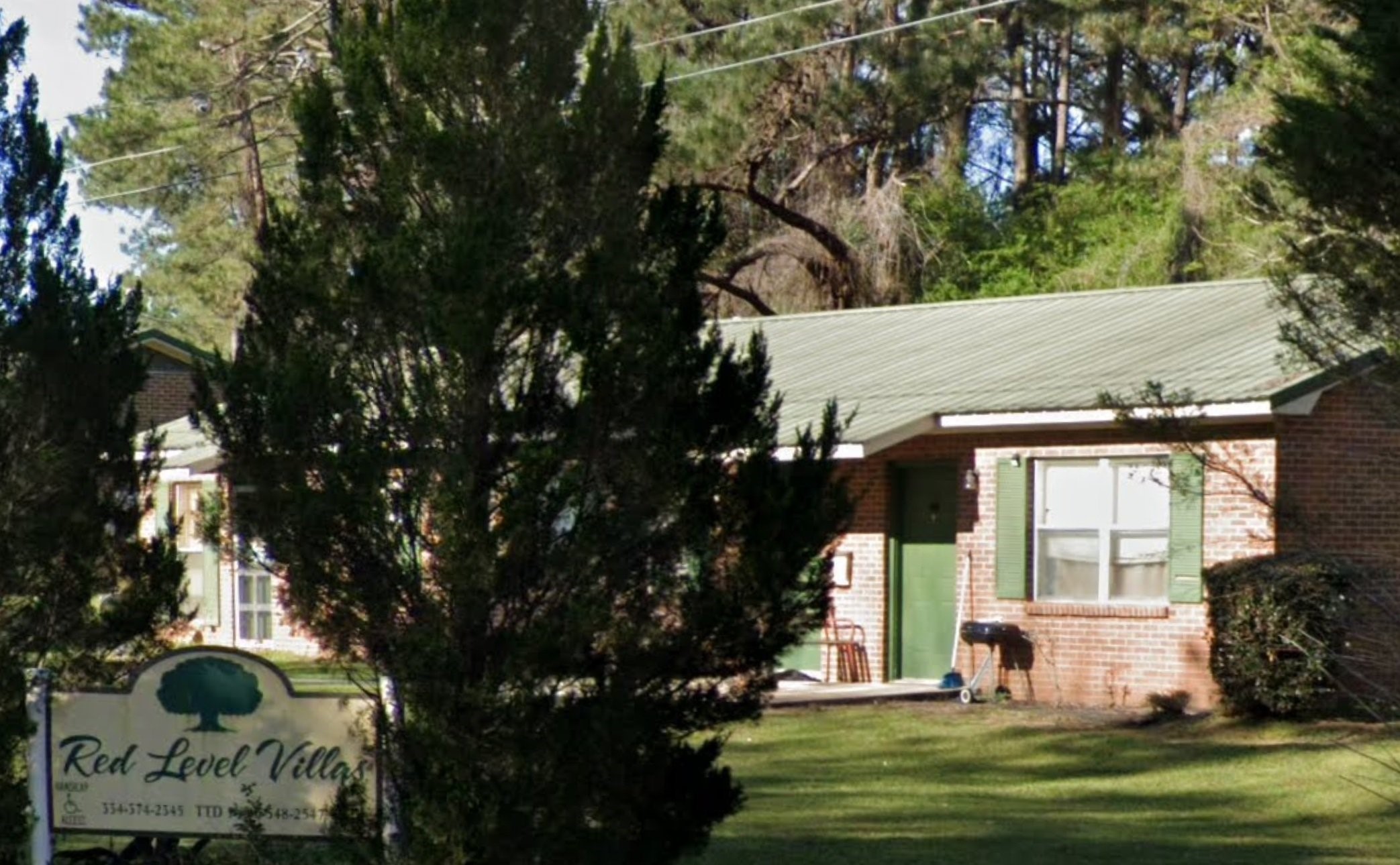 29337 Villa St Property Photo 3