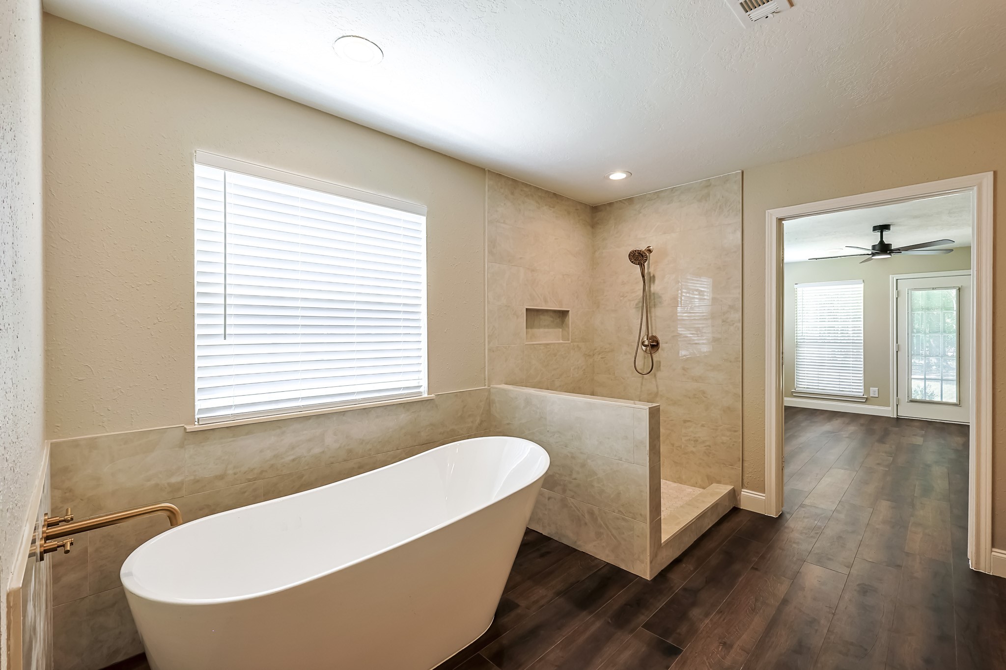 1066 Tafelski Road Property Photo 22