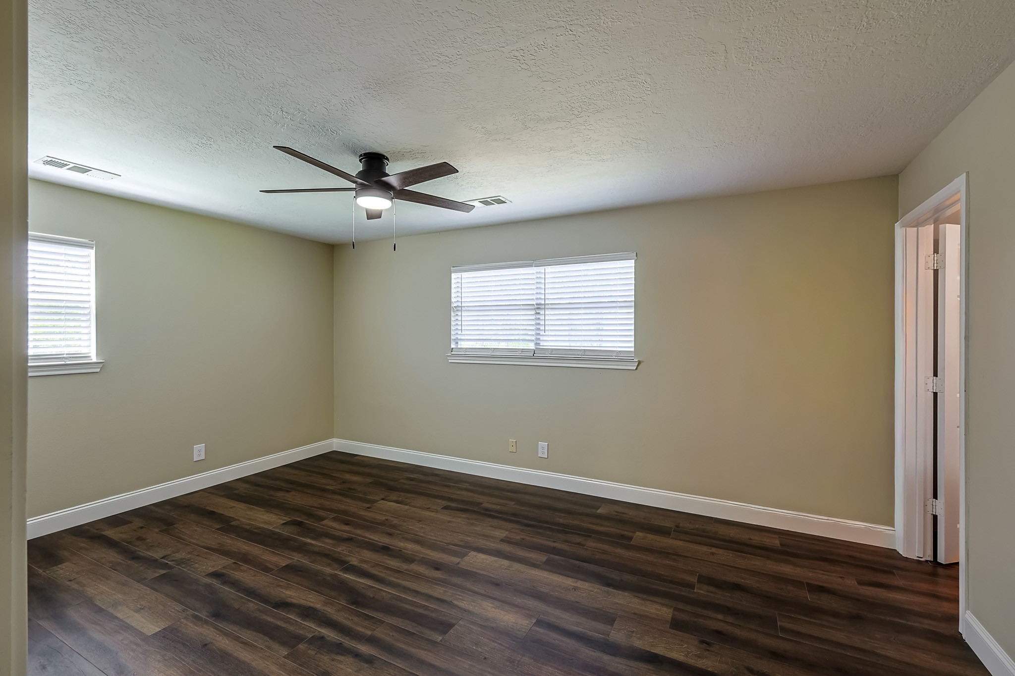 1066 Tafelski Road Property Photo 25