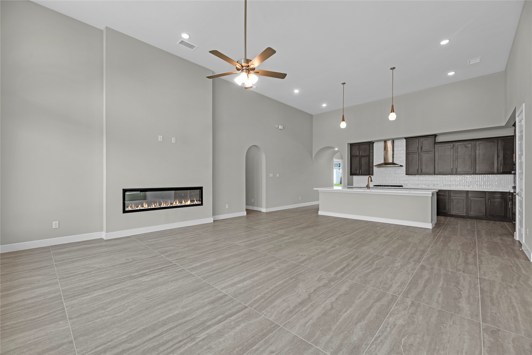 18826 Truman Trail Property Photo 4