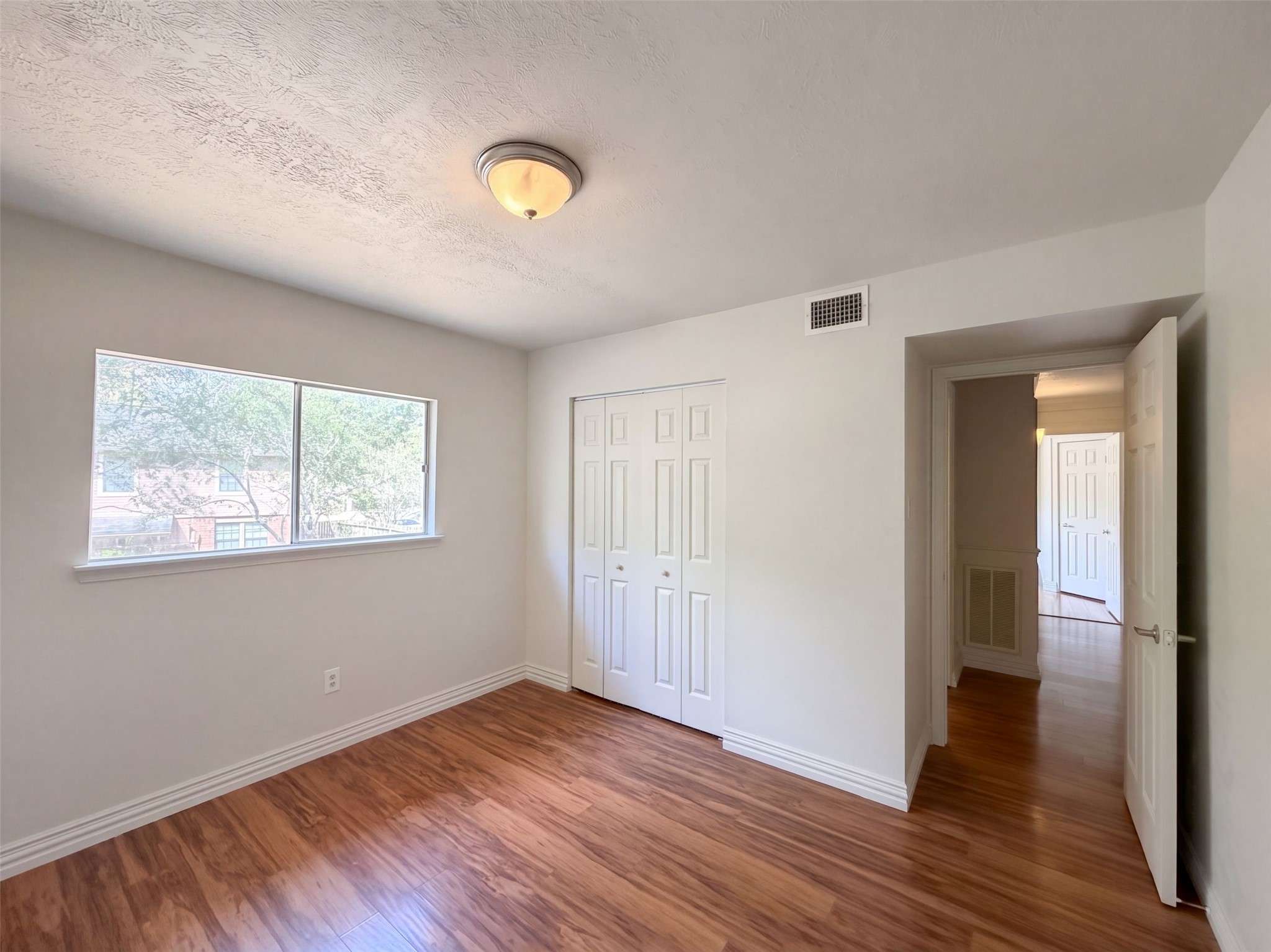 3147 Glade Springs Drive Property Photo 12
