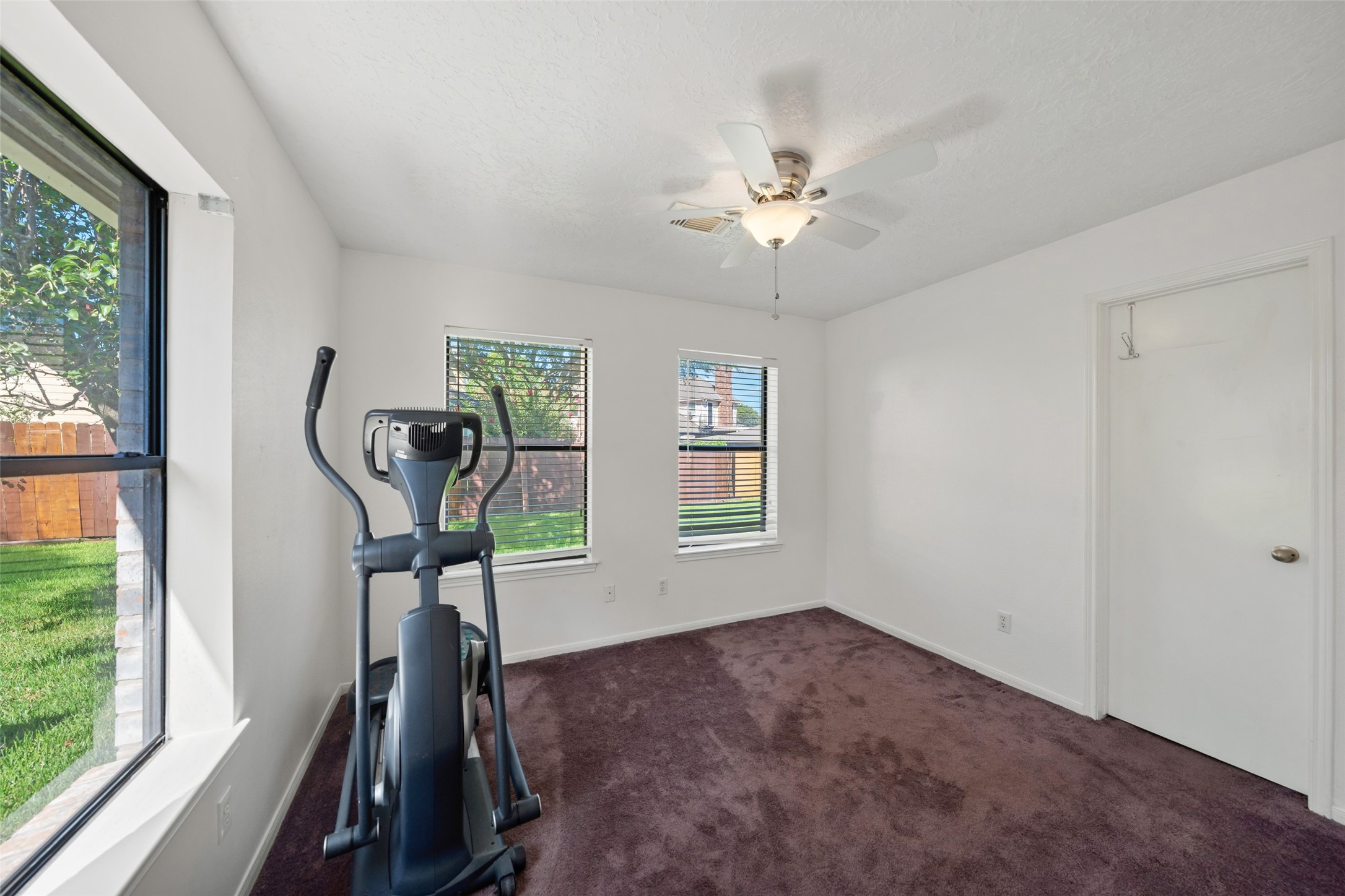 5425 Lazy Court Property Photo 17