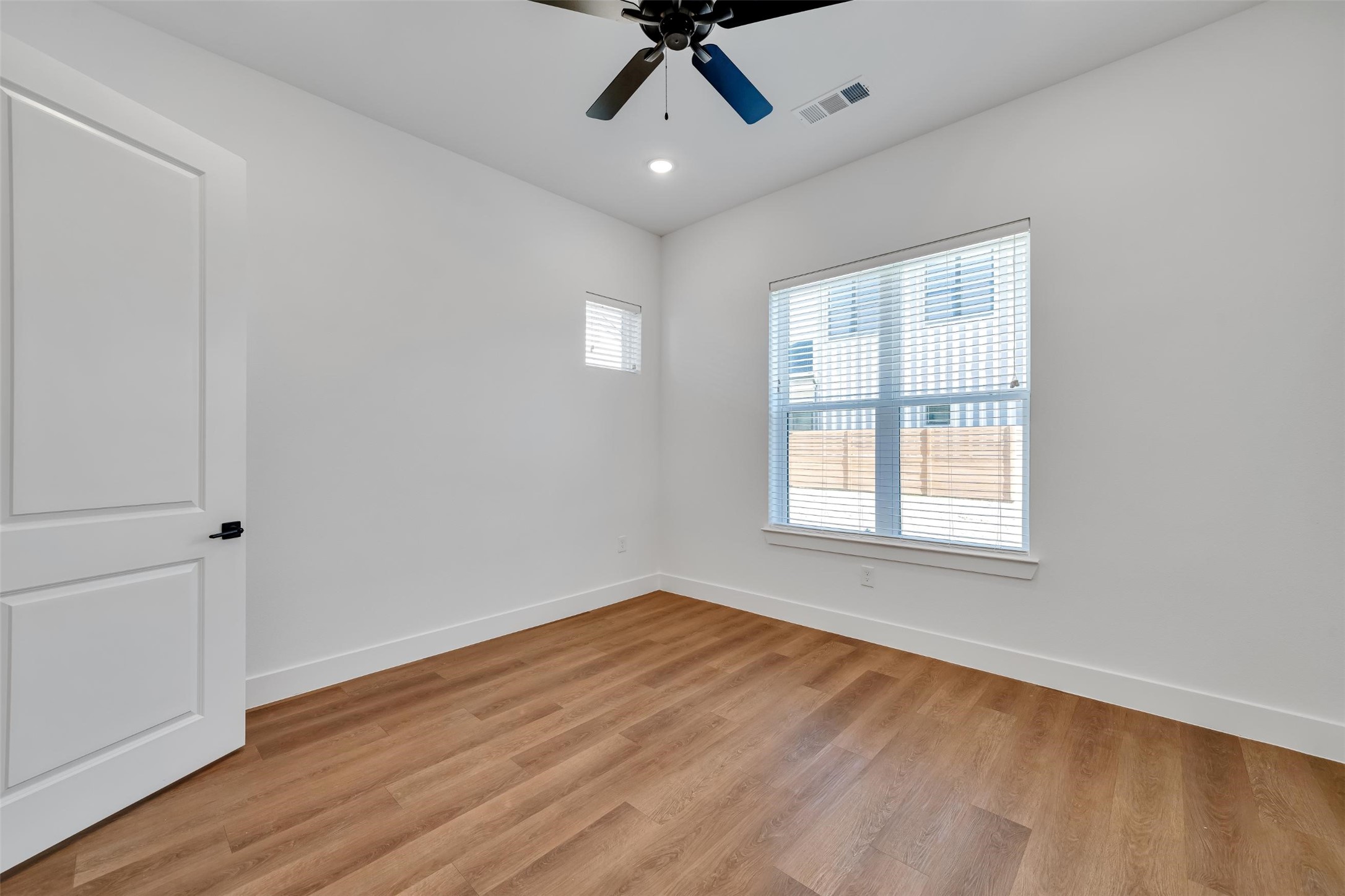 1601-524 Mustang Drive Property Photo 12