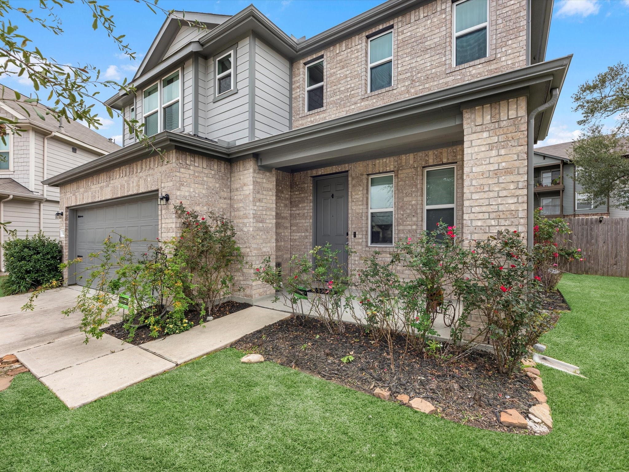 14203 Broad Cypress Court Property Photo 2