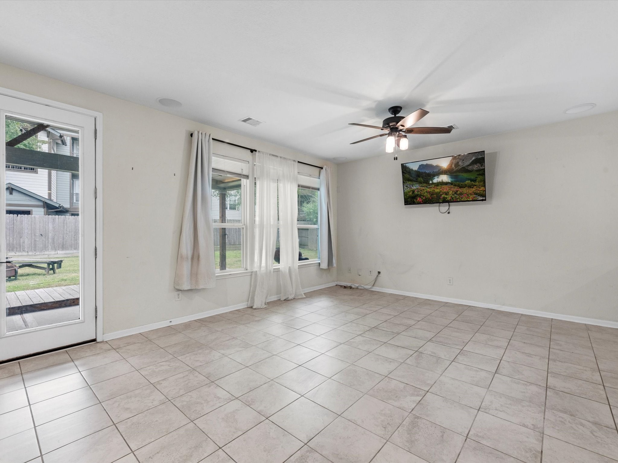14203 Broad Cypress Court Property Photo 10
