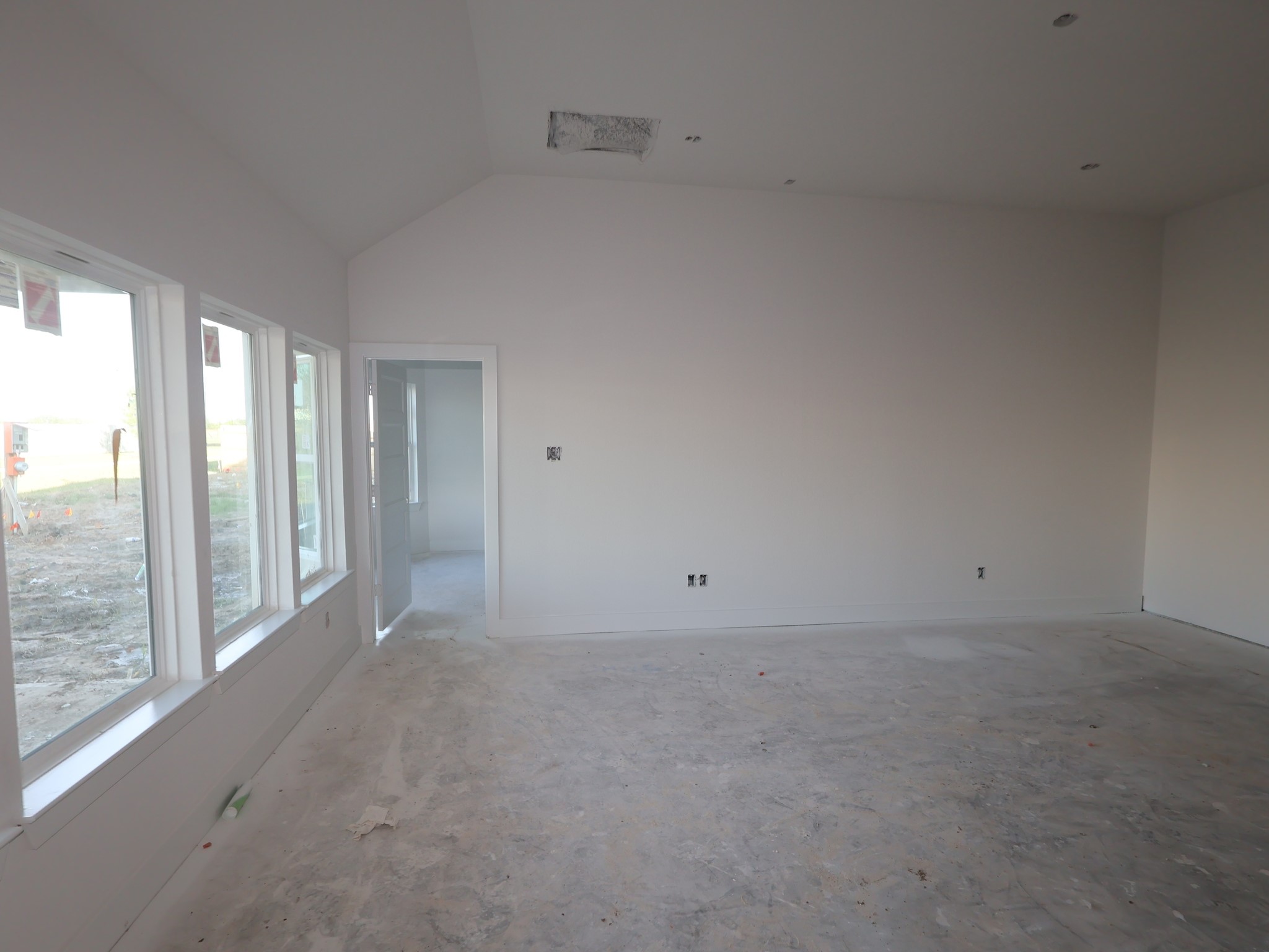 1903 Sleeping Hills Drive Property Photo 4
