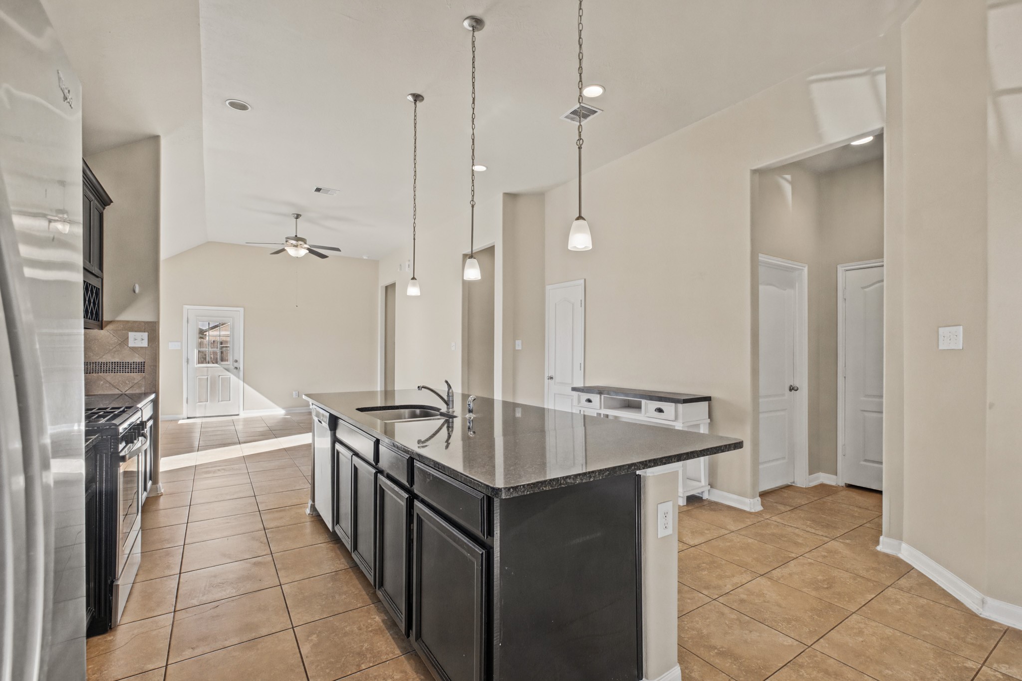 20723 Waterfall Rain Court Property Photo 11