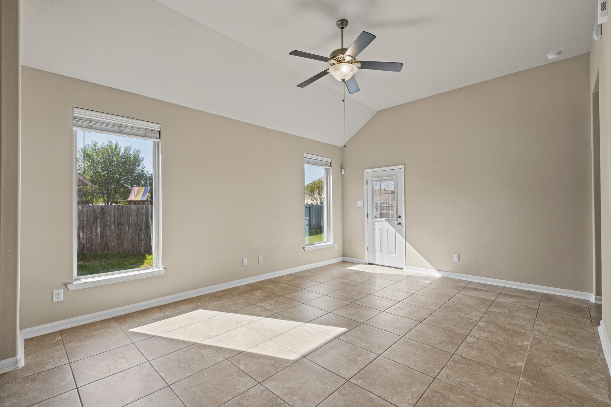 20723 Waterfall Rain Court Property Photo 19