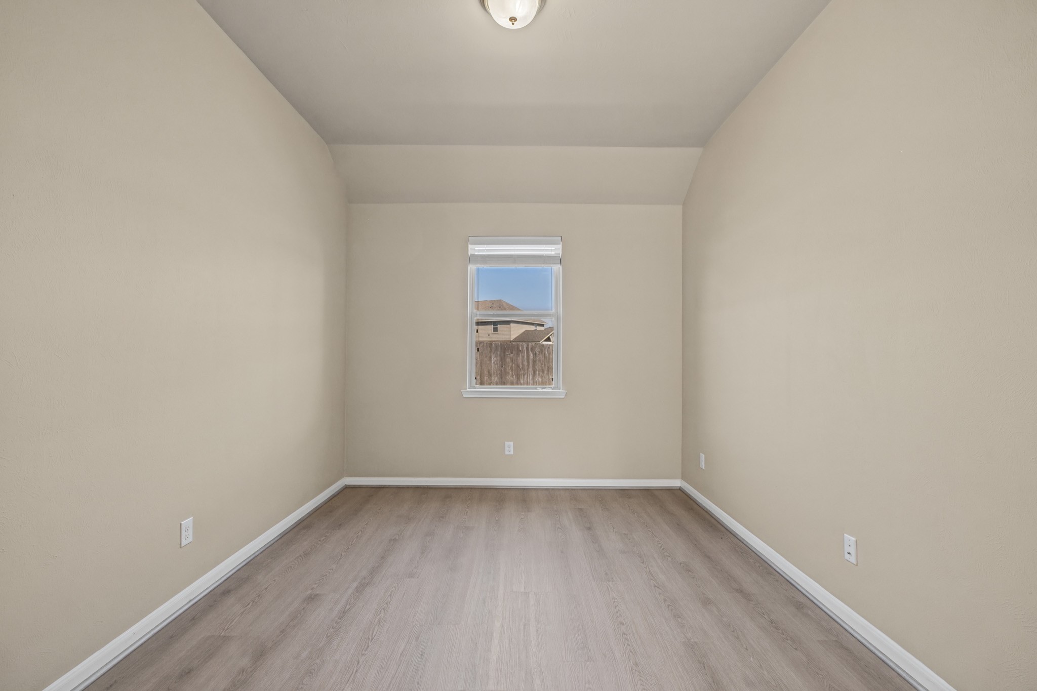 20723 Waterfall Rain Court Property Photo 23