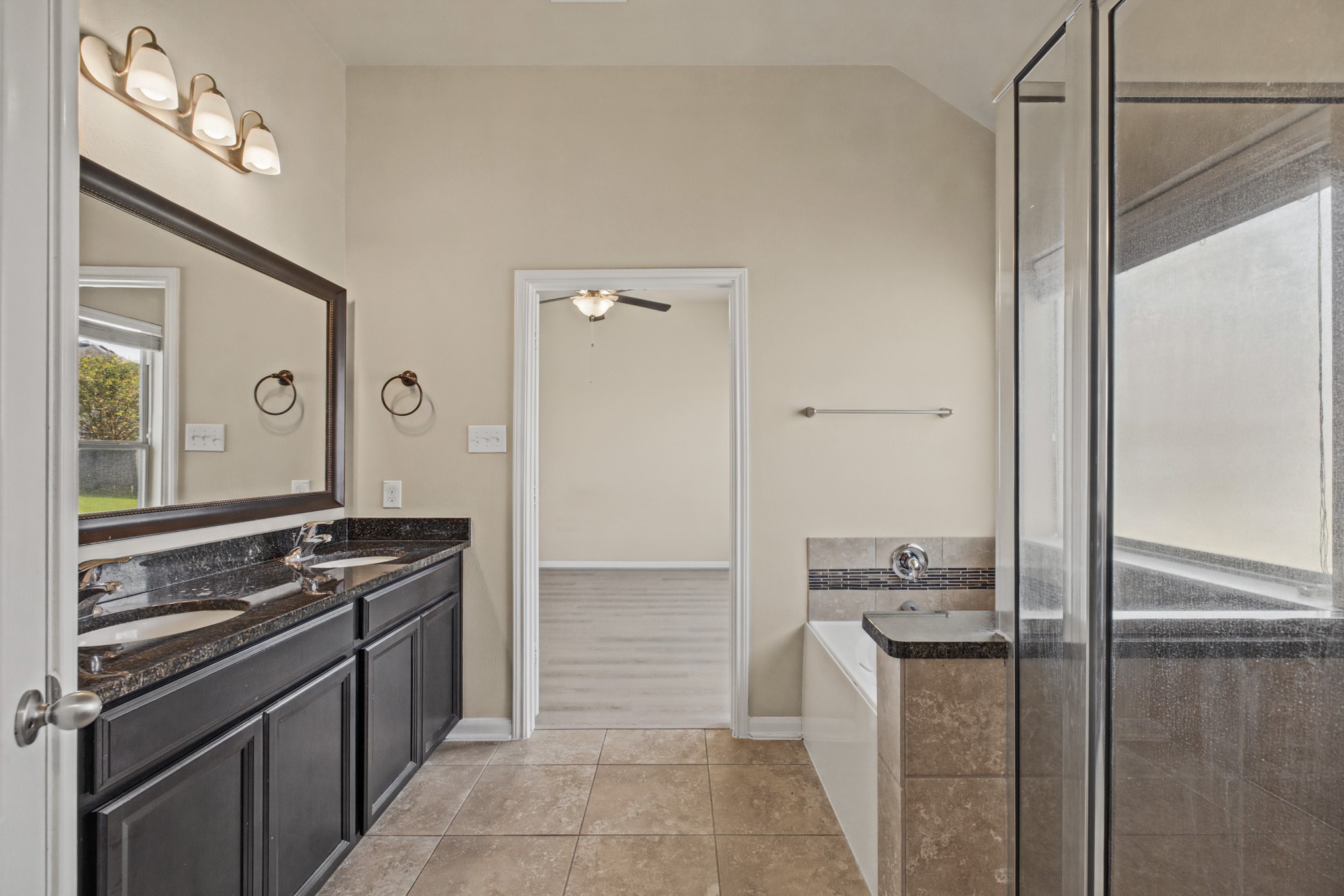 20723 Waterfall Rain Court Property Photo 28