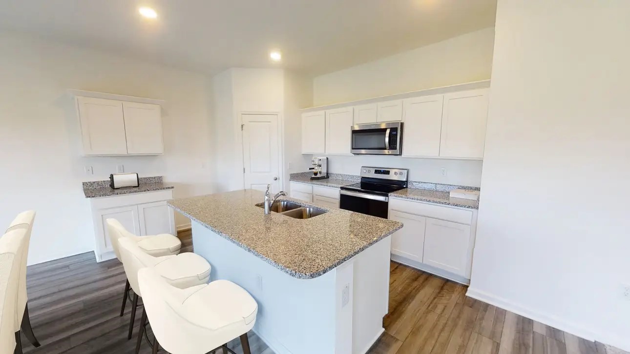 8614 Vacek Crossing Way Property Photo 4