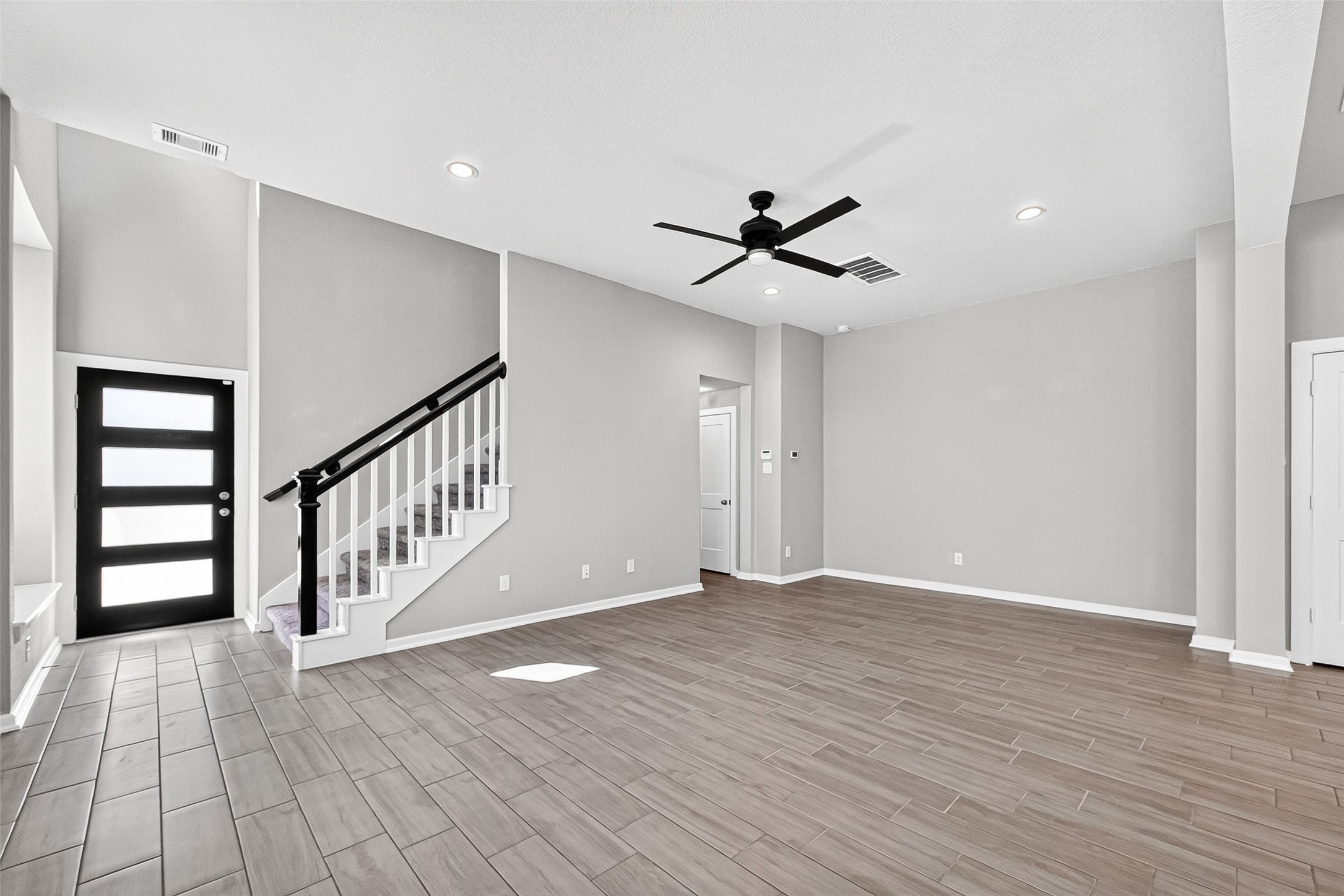 477 Long Leaf Pine Dr Property Photo 6