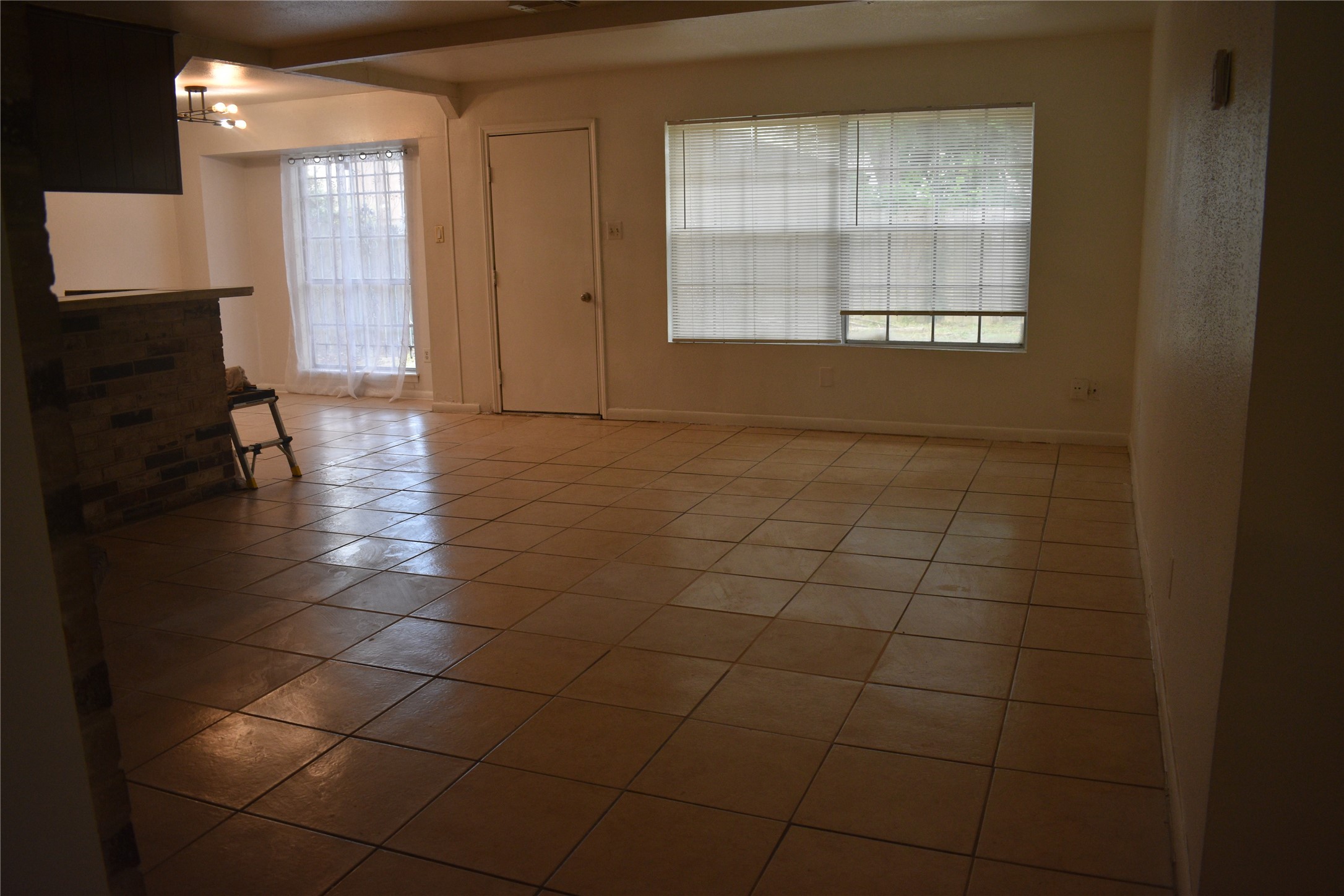 6718 Rowell Court Property Photo 10