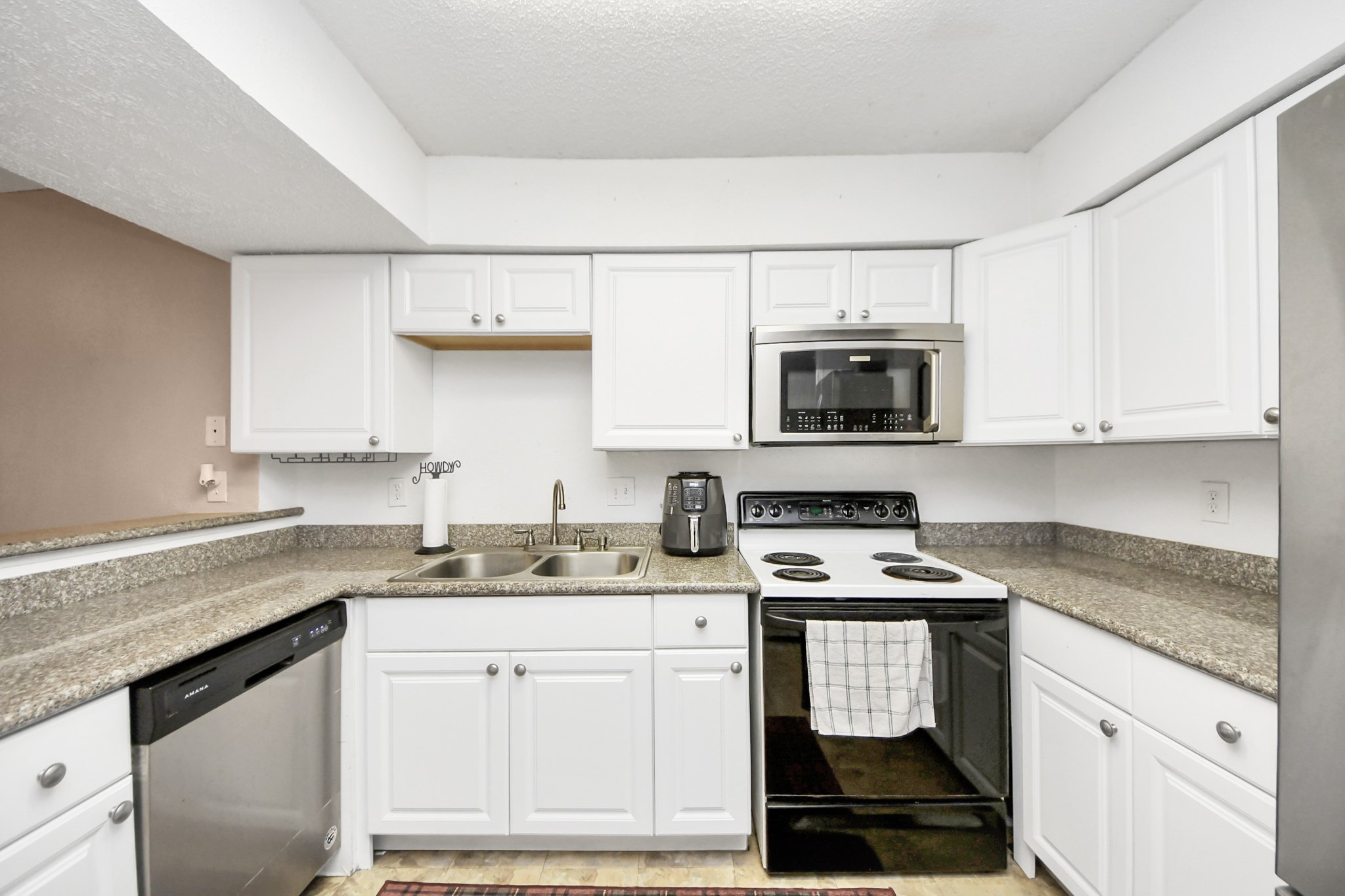 10555 Turtlewood Court 1510 Property Photo 13