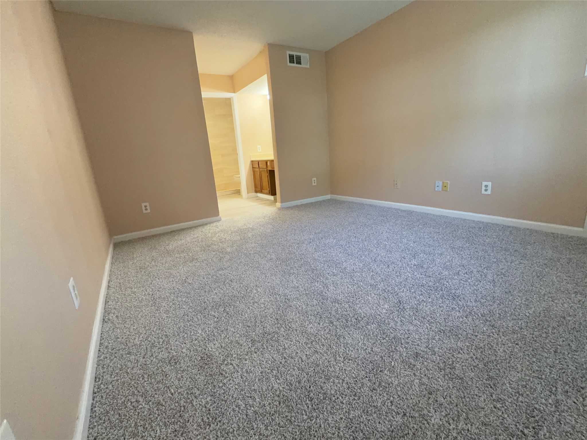 10555 Turtlewood Court 1510 Property Photo 17