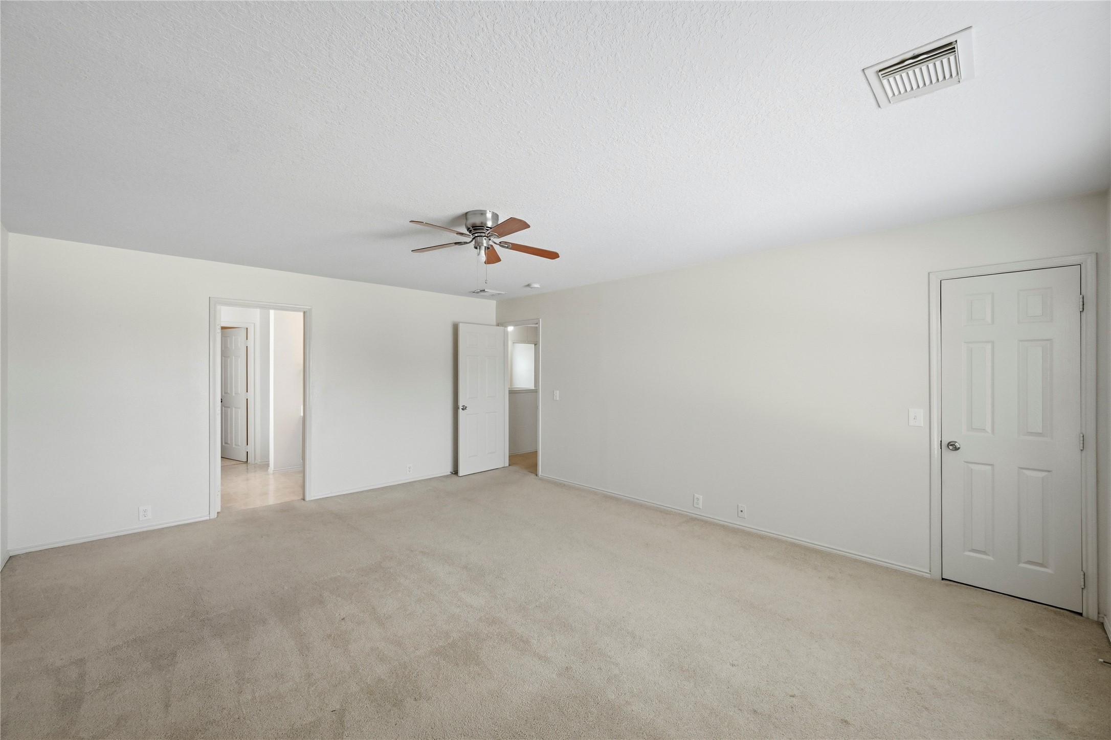 14954 Sugar Sands Drive Property Photo 22
