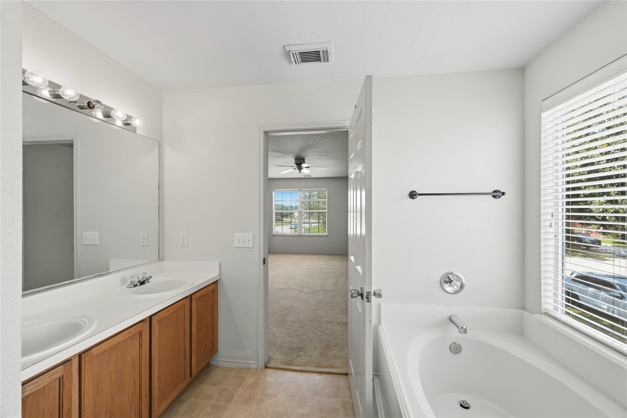 14954 Sugar Sands Drive Property Photo 24