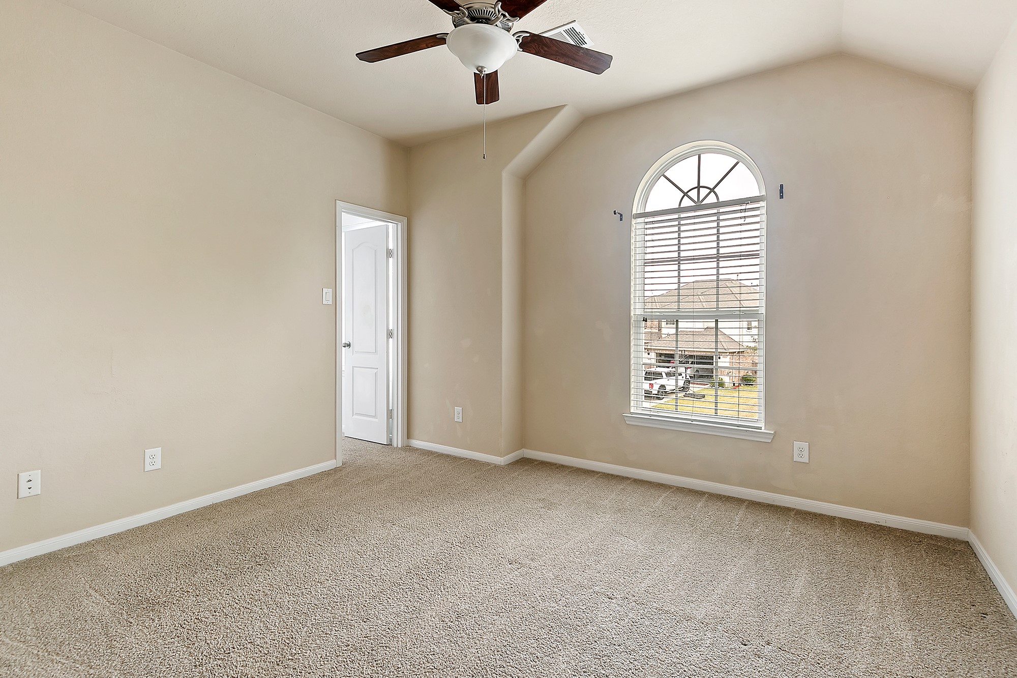 26315 Cedar Pine Drive Property Photo 24