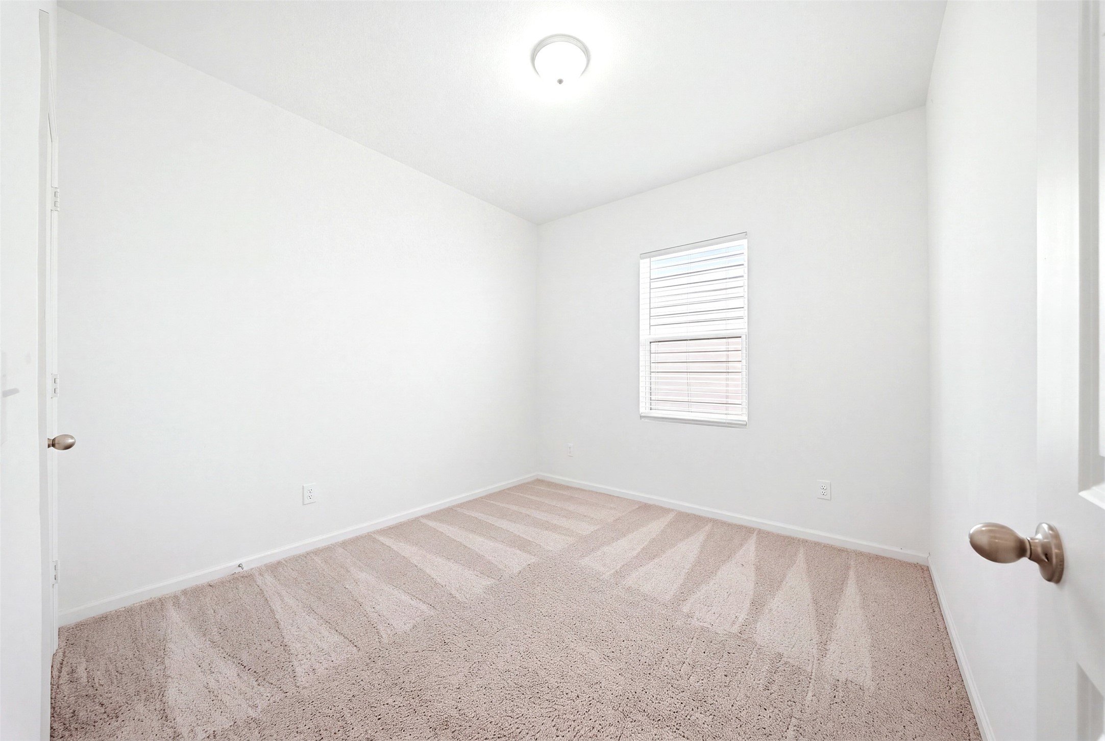 1028 Long Bay Court Property Photo 24