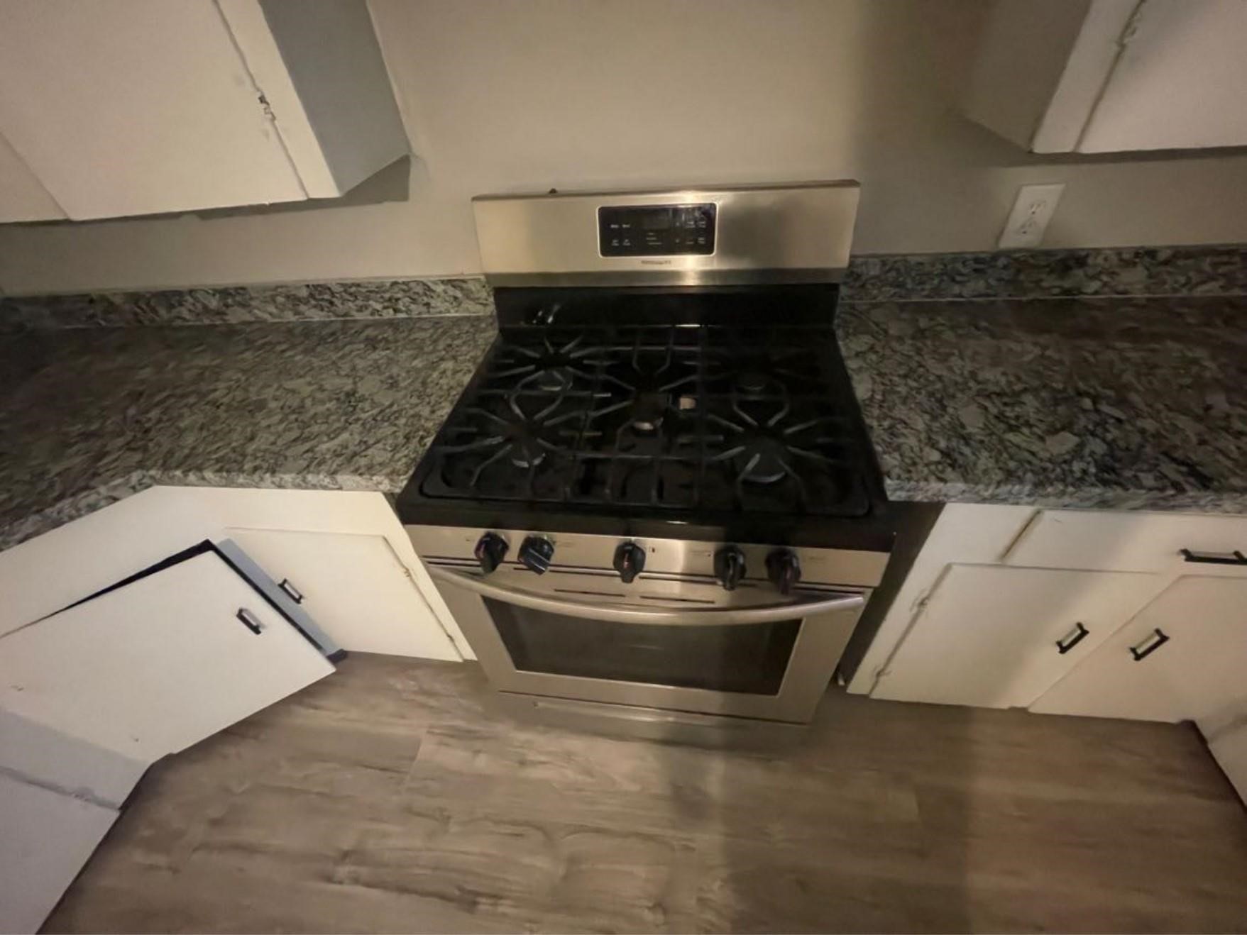 5229 Rue Street Property Photo 4