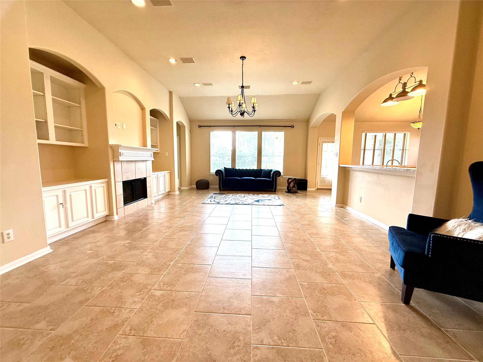 3221 River Birch Drive Property Photo 4