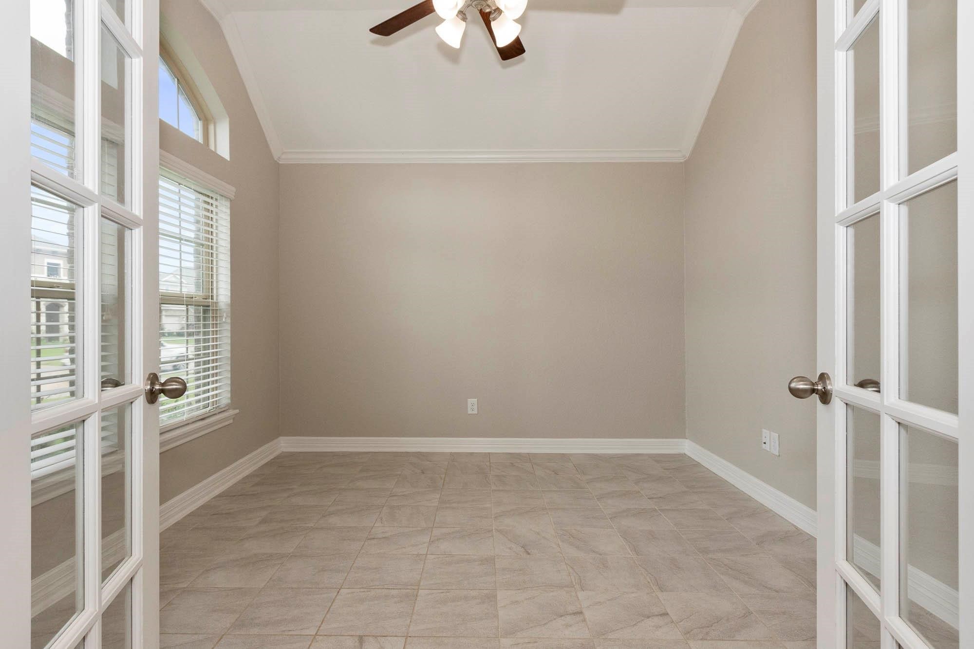 9735 Stratton Ridge Drive Property Photo 8