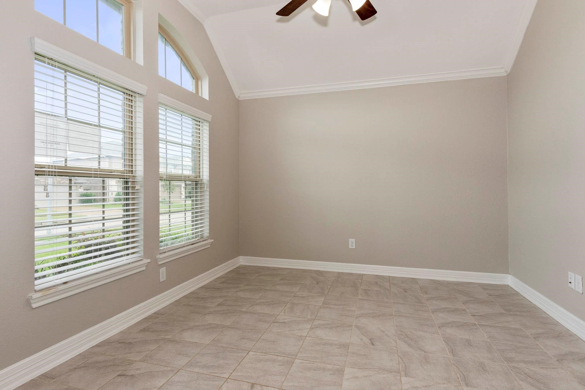 9735 Stratton Ridge Drive Property Photo 9