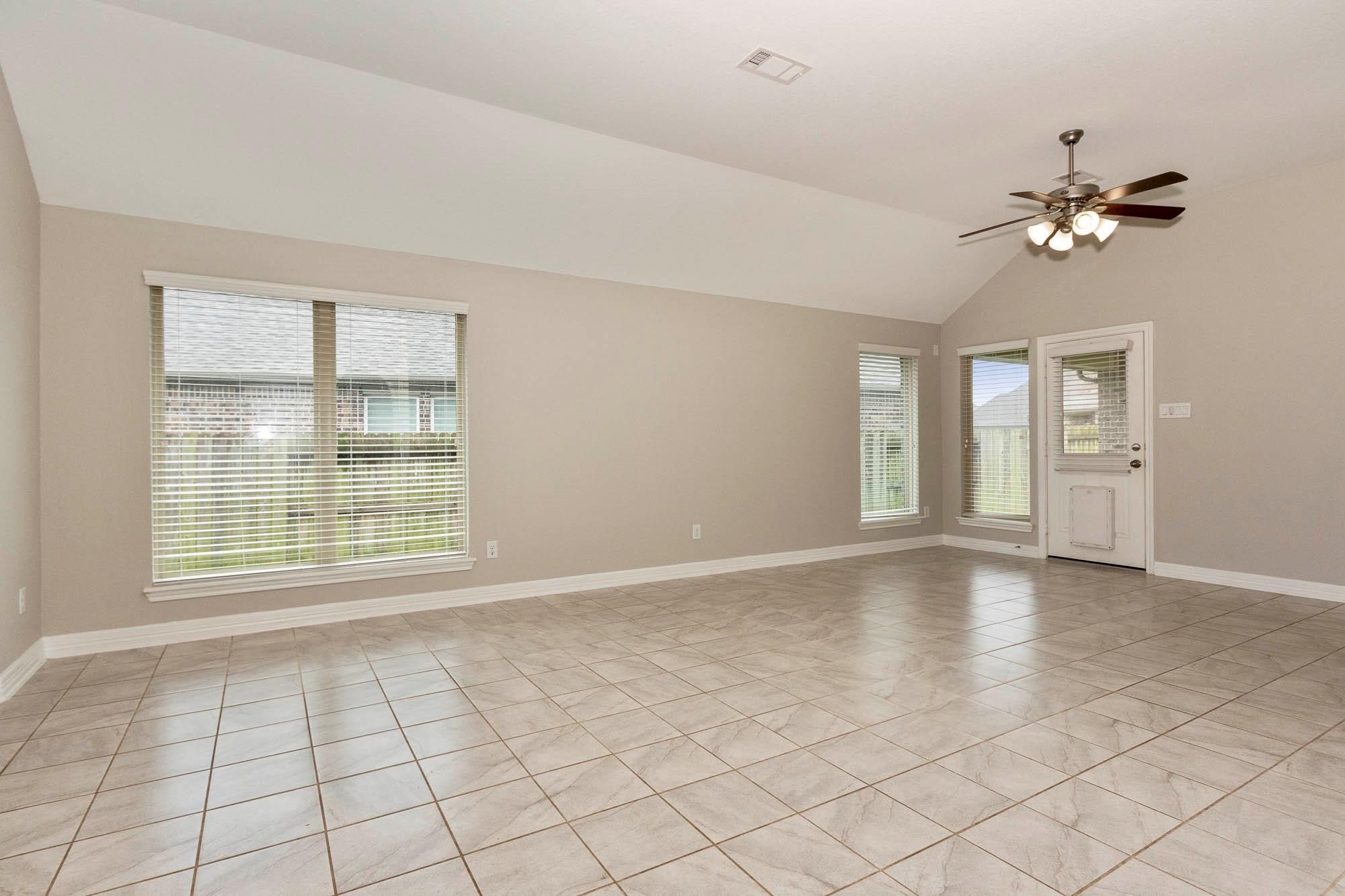 9735 Stratton Ridge Drive Property Photo 17