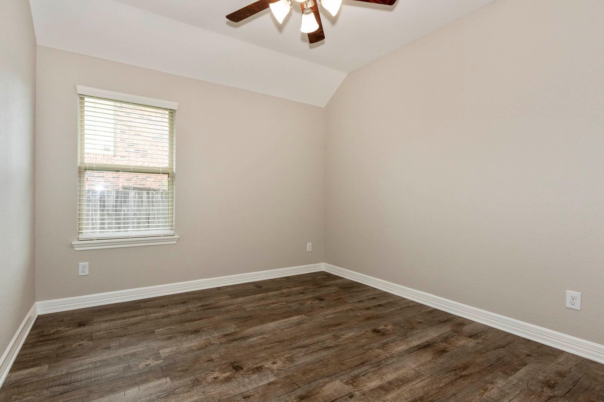 9735 Stratton Ridge Drive Property Photo 24