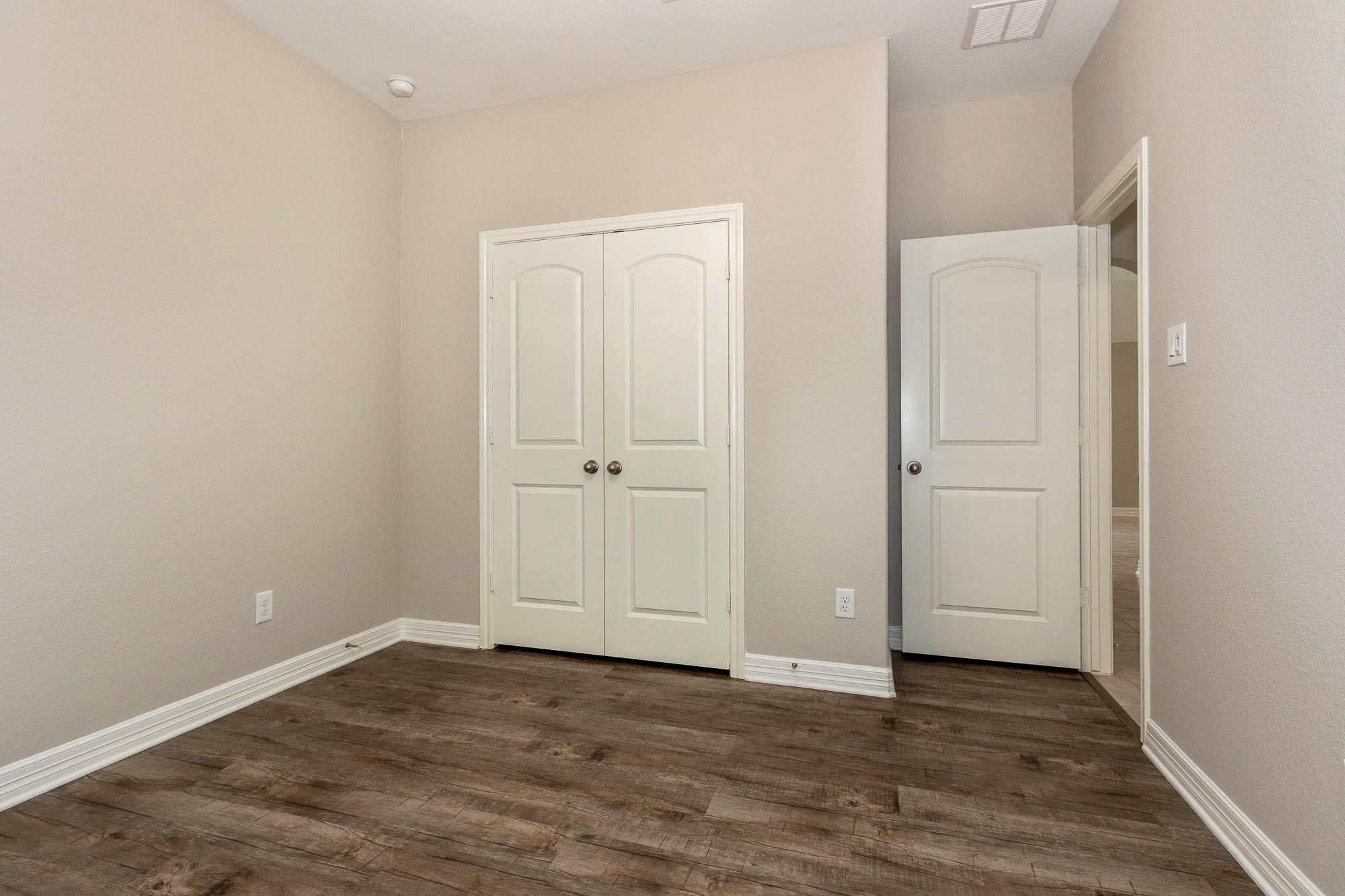 9735 Stratton Ridge Drive Property Photo 25