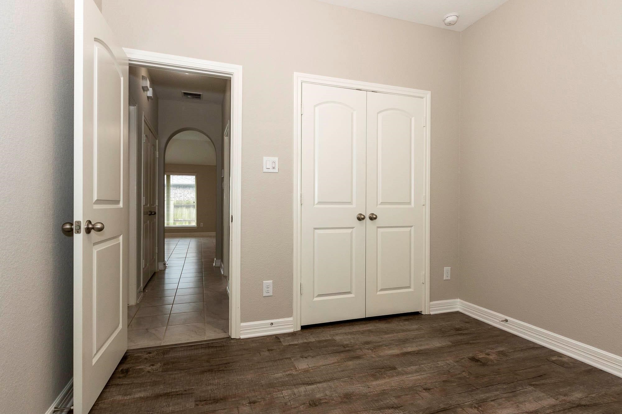 9735 Stratton Ridge Drive Property Photo 29