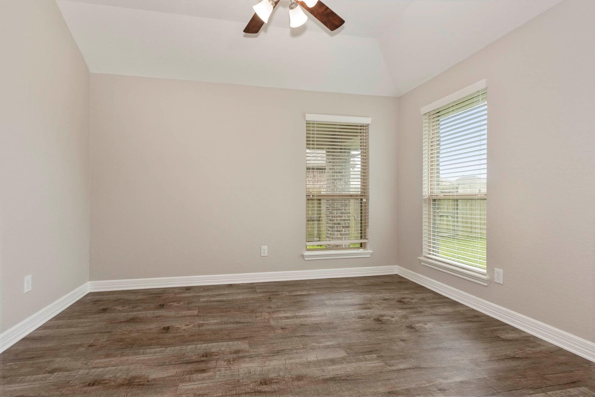 9735 Stratton Ridge Drive Property Photo 34