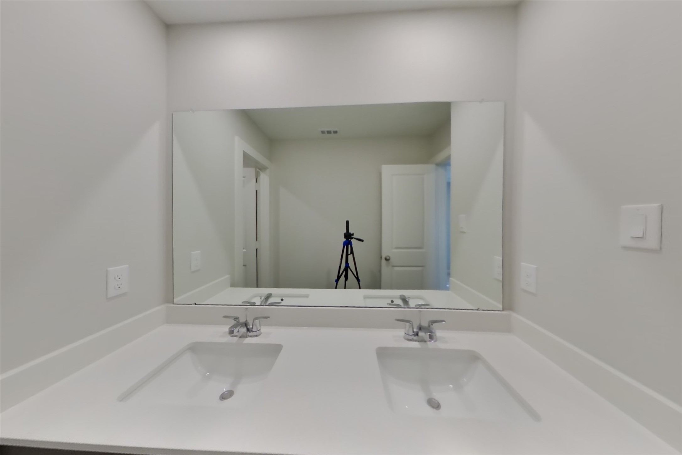 22638 Terrazzo Drive Property Photo 13