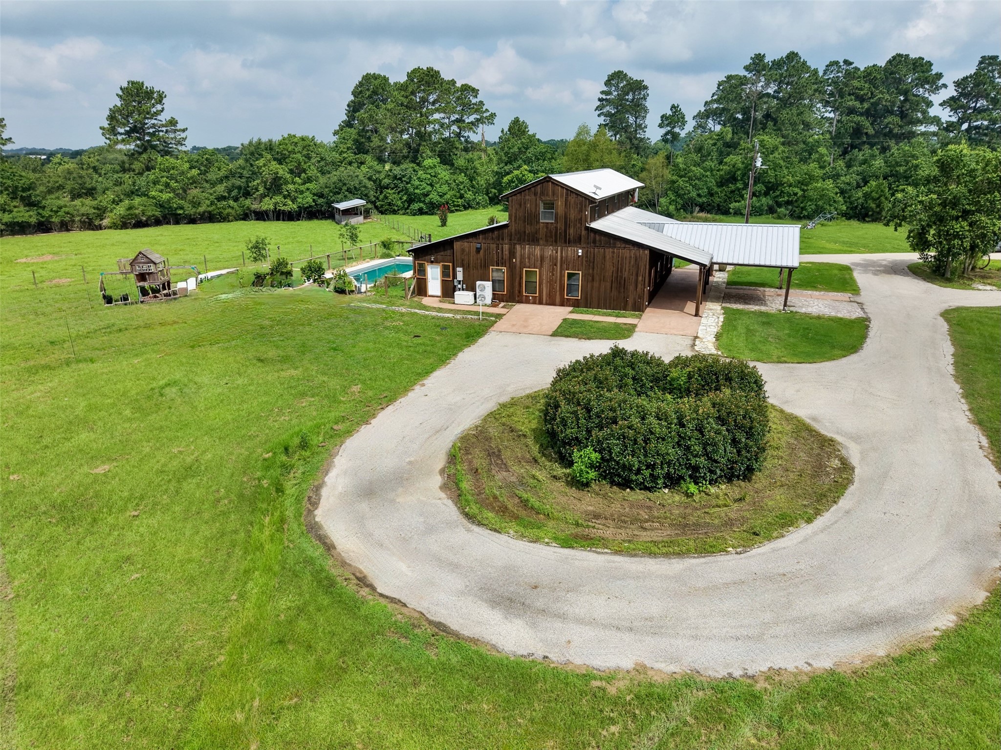 26534 Mitchell Road Property Photo 2