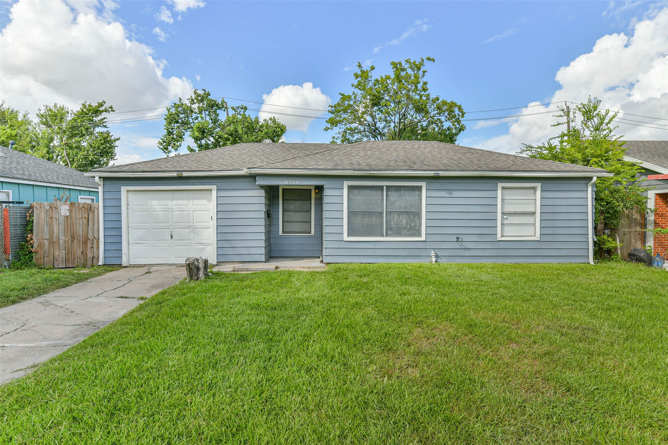 8759 Josie Street Property Photo 1