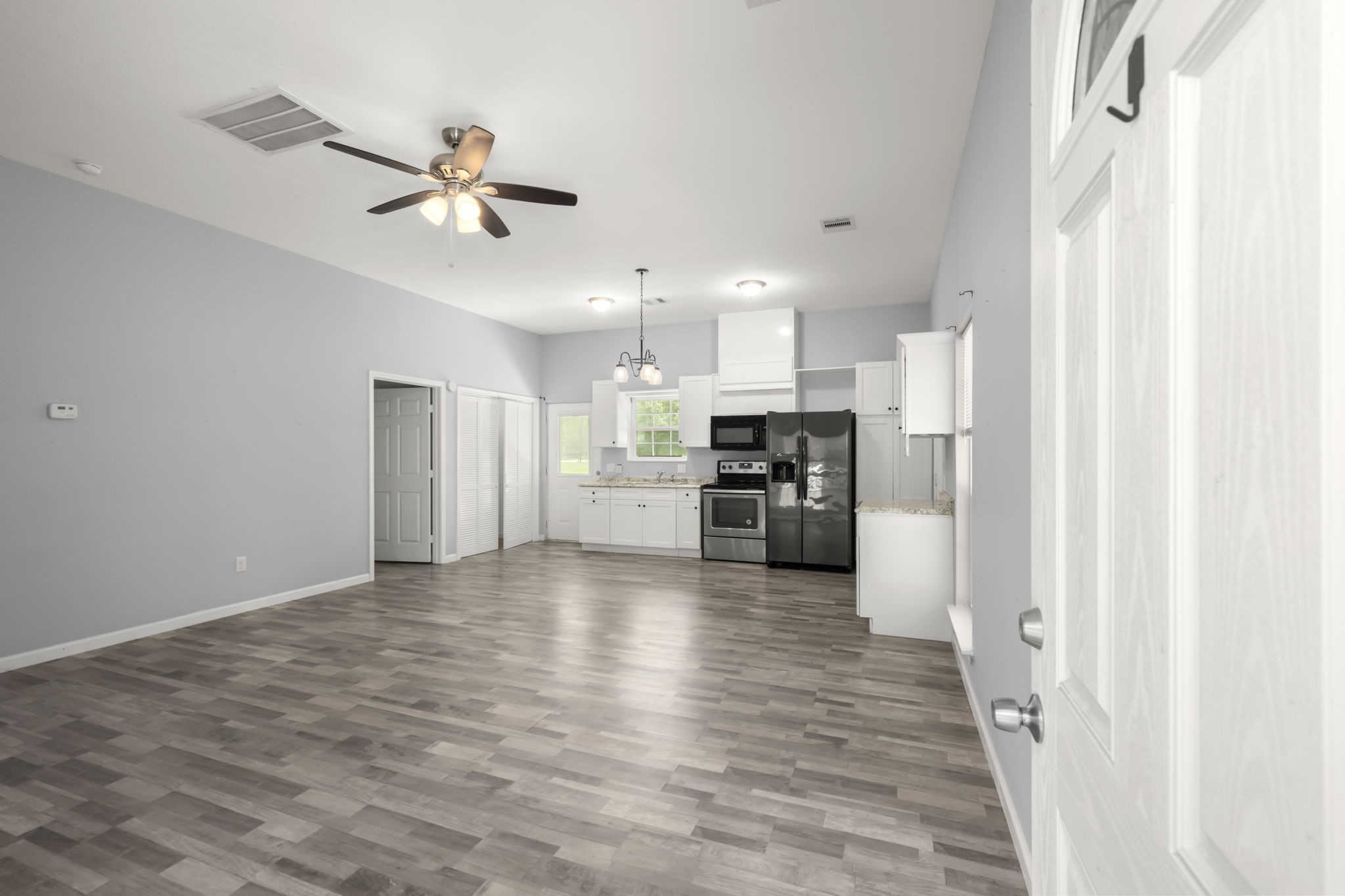 10871 Coaster Lane Property Photo 16