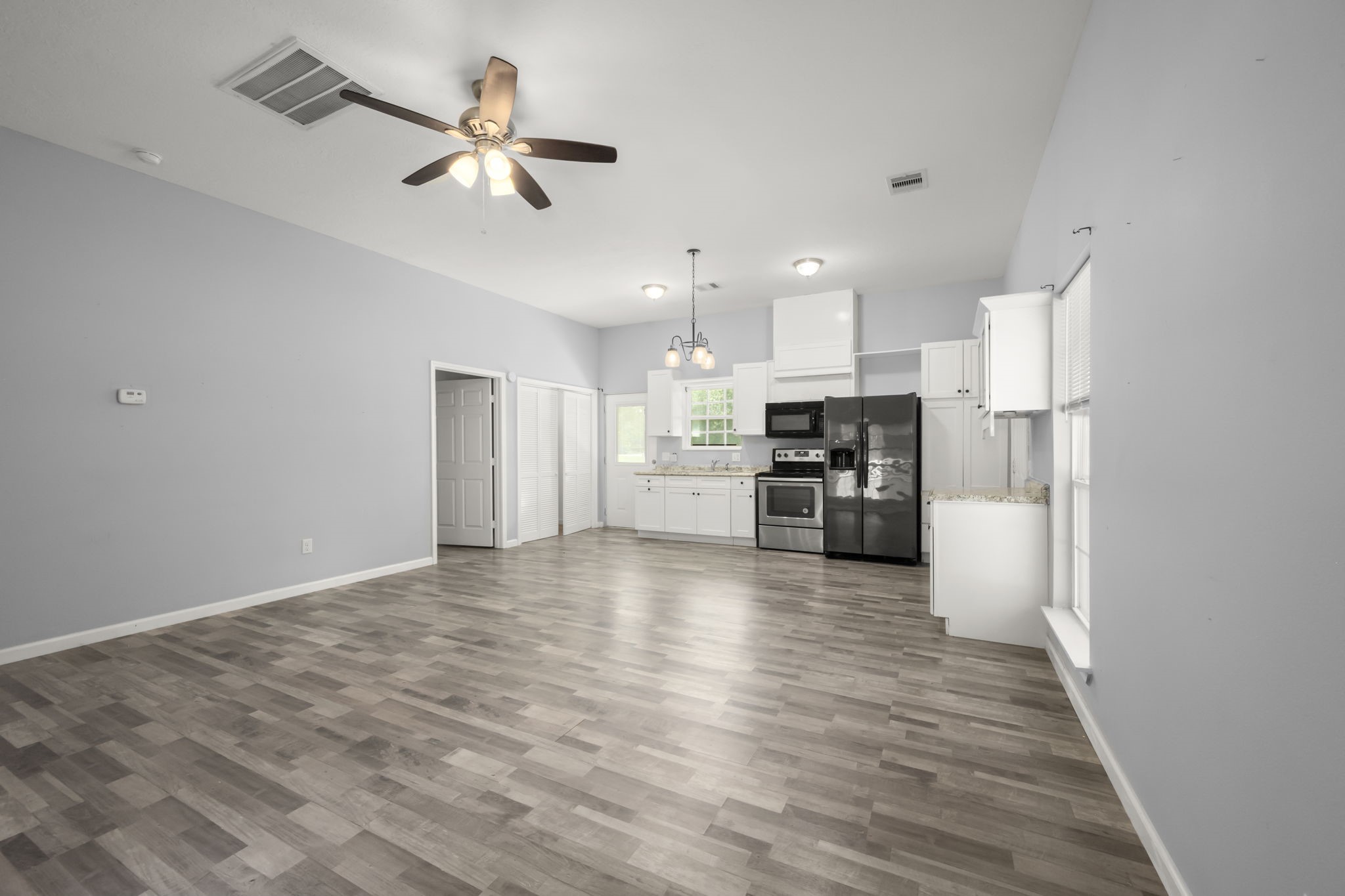 10871 Coaster Lane Property Photo 17