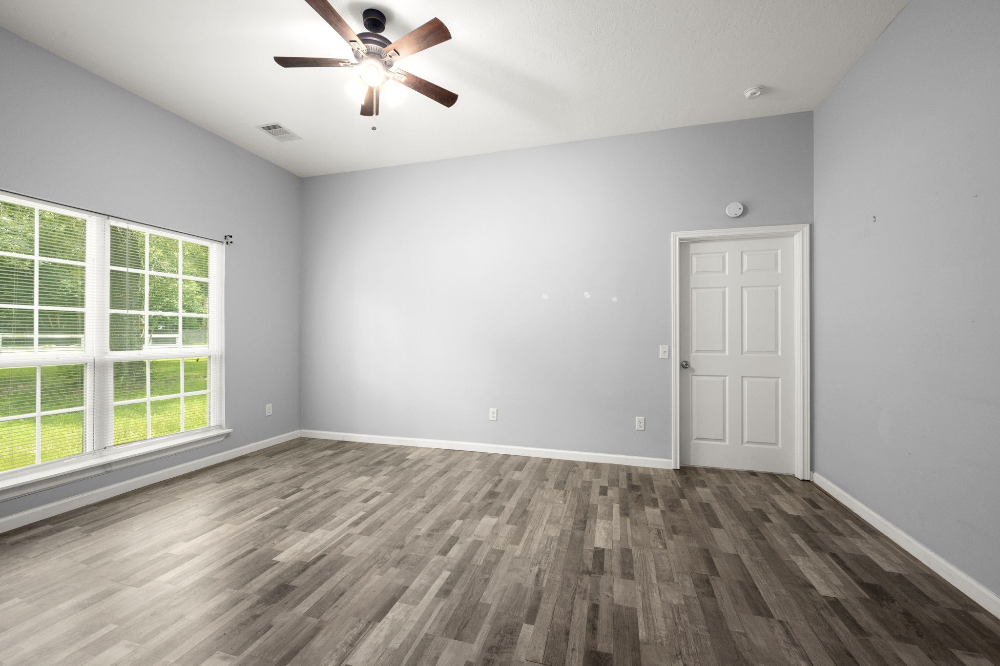 10871 Coaster Lane Property Photo 23