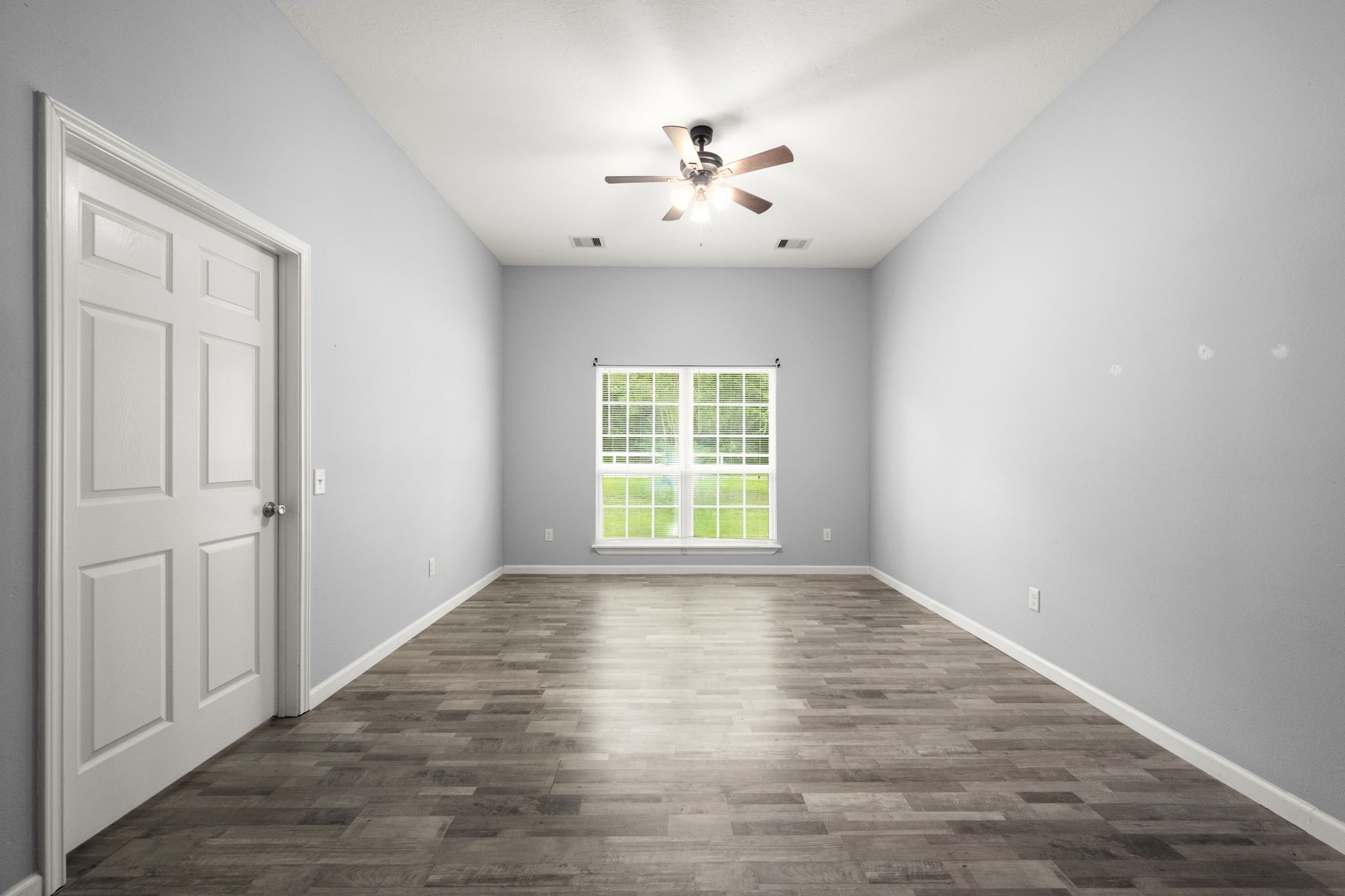 10871 Coaster Lane Property Photo 24