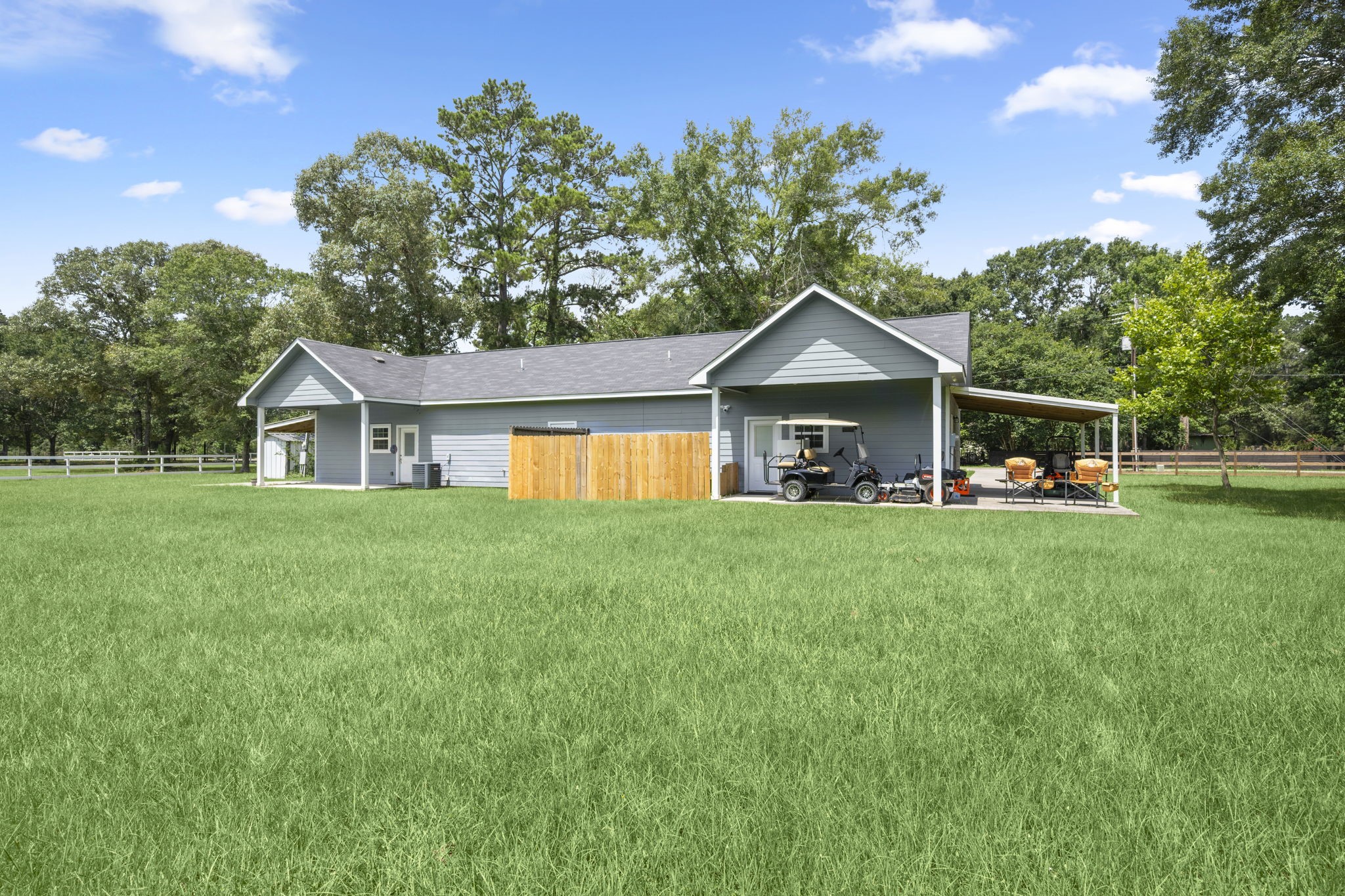10871 Coaster Lane Property Photo 28