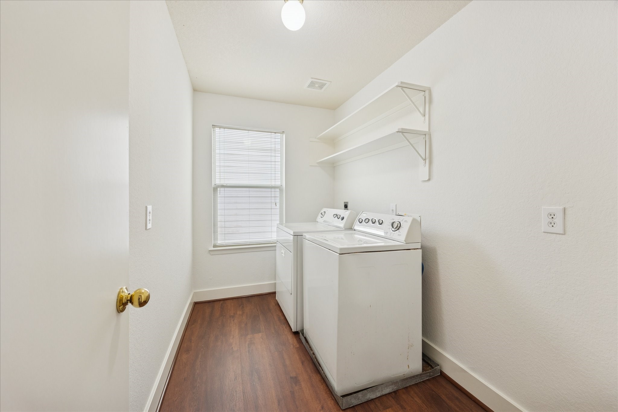 10727 Cobblecreek Way Property Photo 21