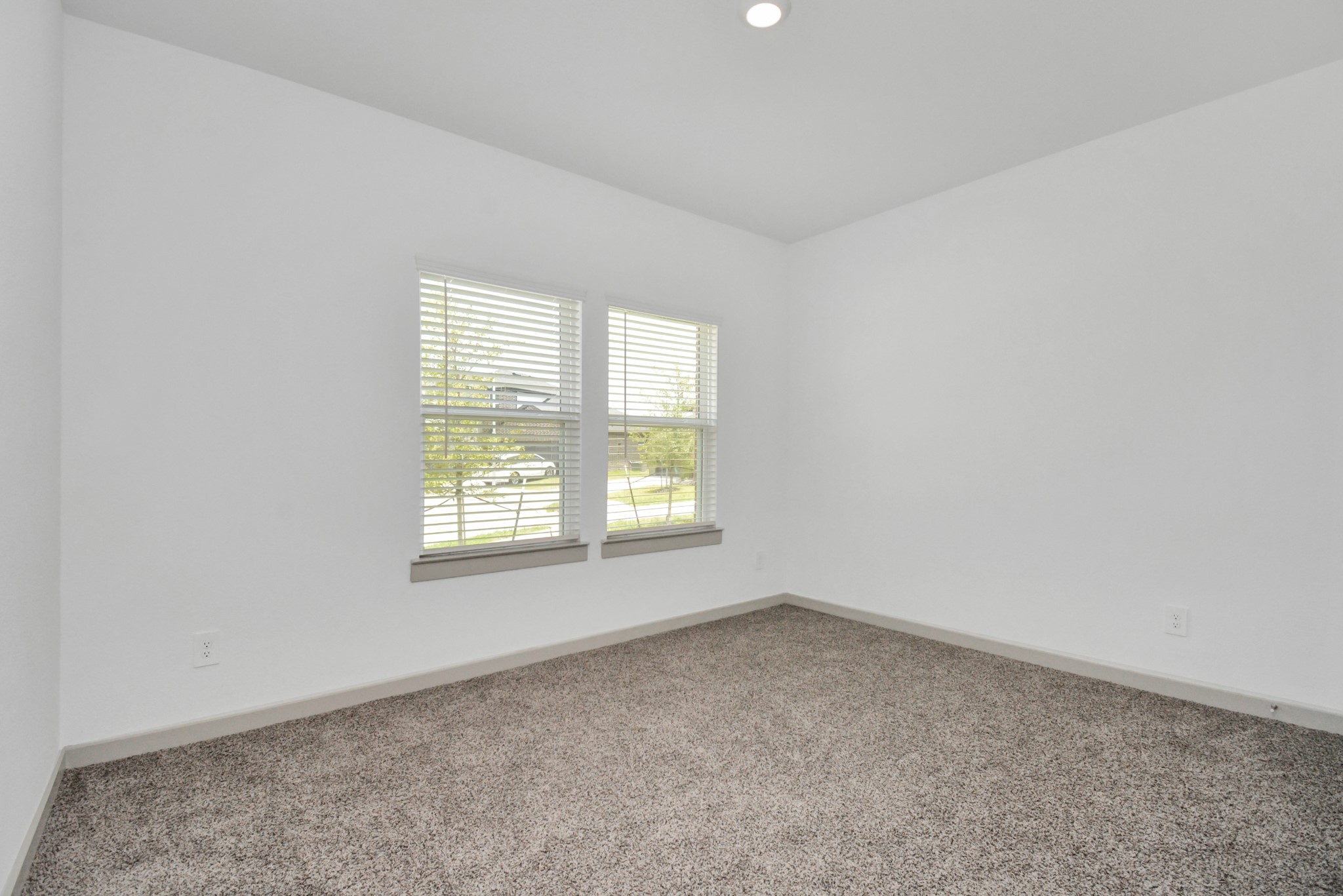 4010 Elk Creek Court Property Photo 4