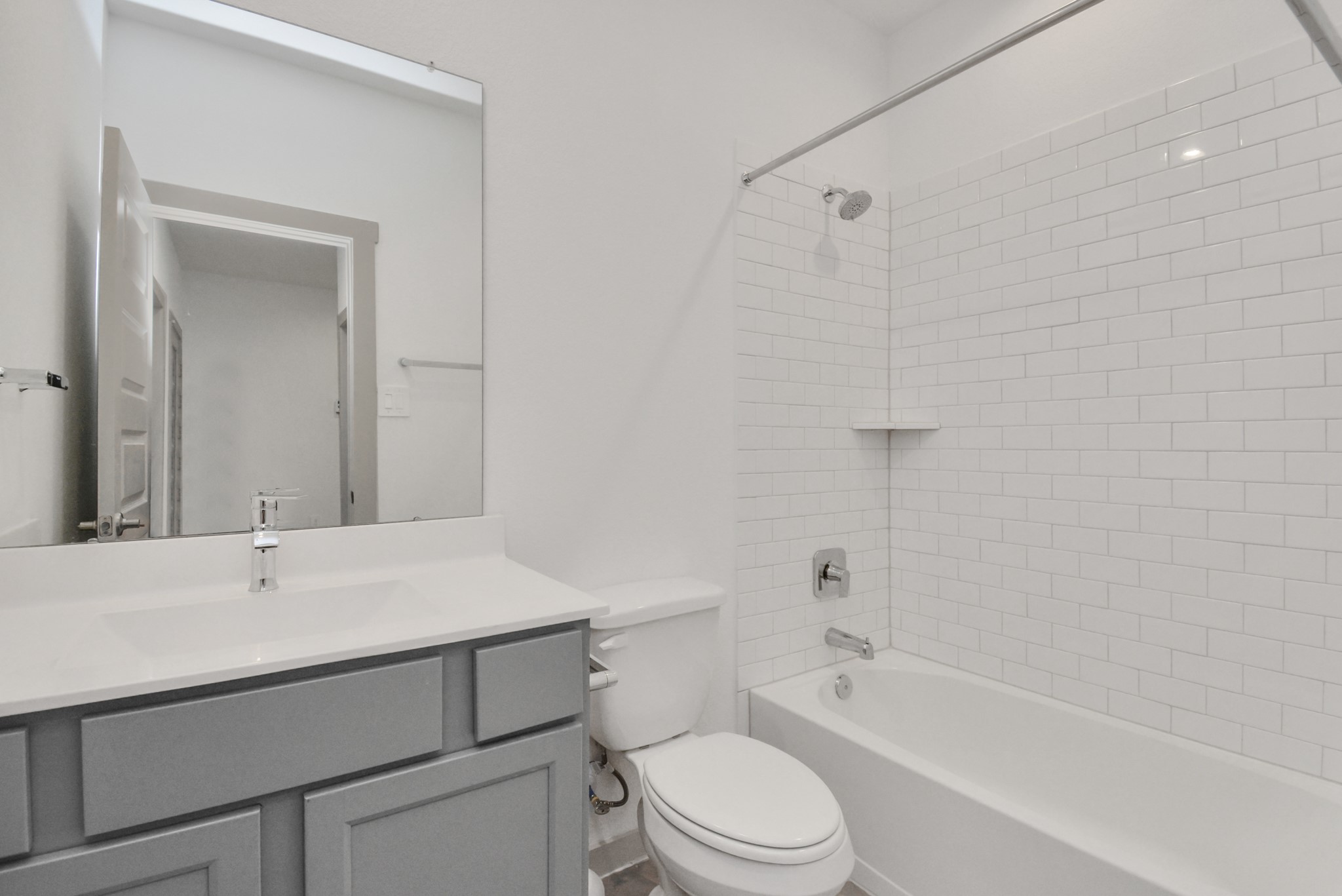 4010 Elk Creek Court Property Photo 6