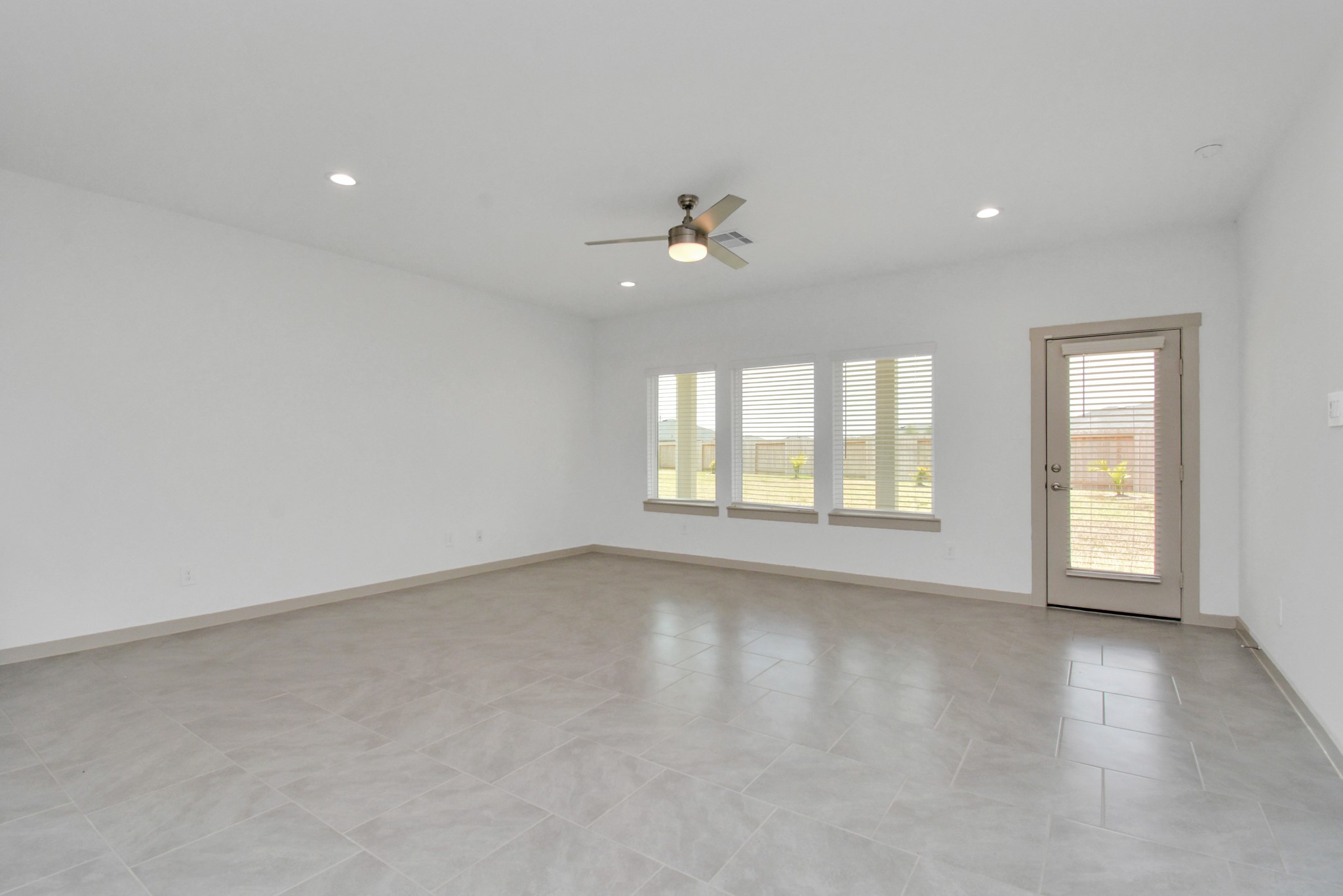 4010 Elk Creek Court Property Photo 11