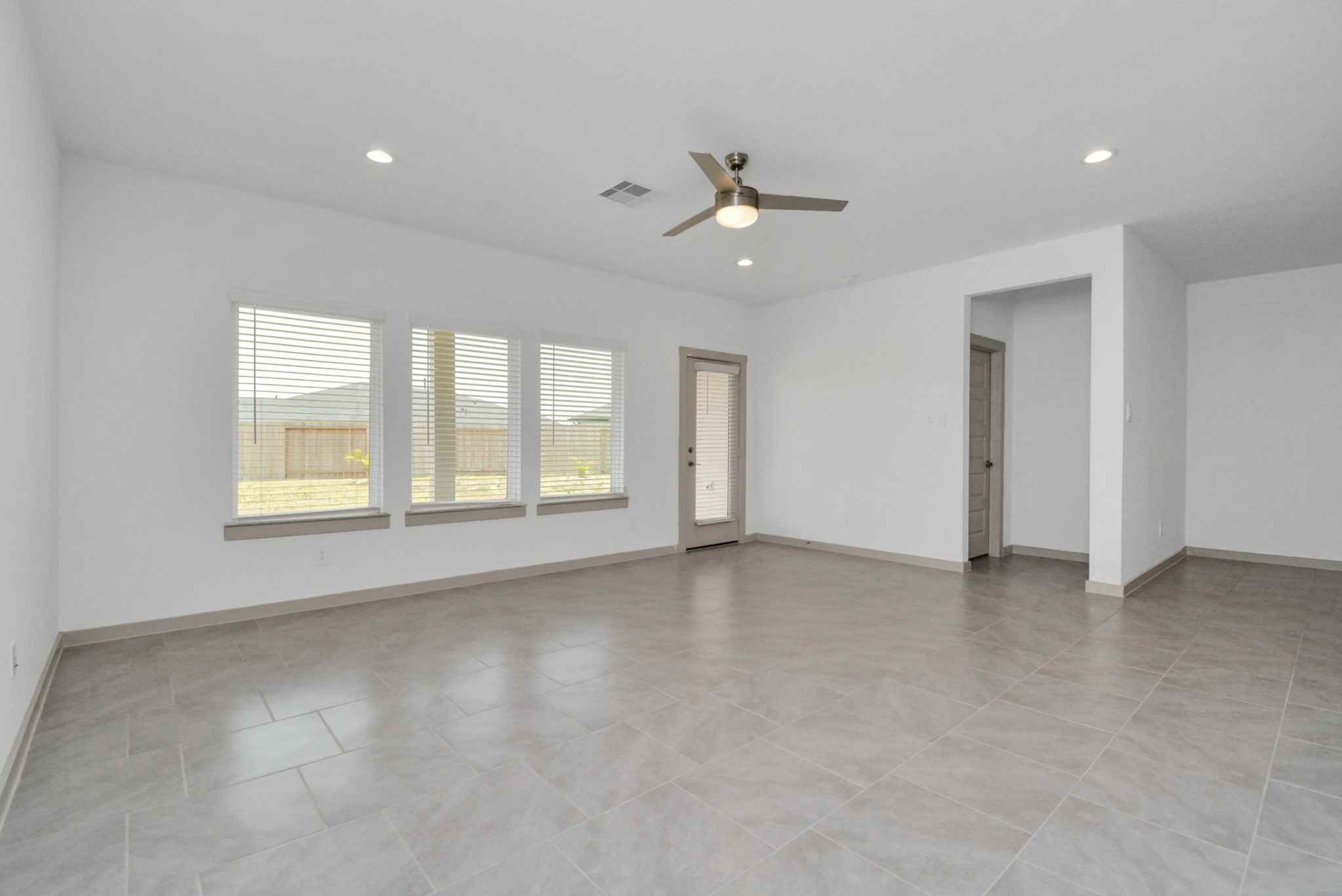 4010 Elk Creek Court Property Photo 12