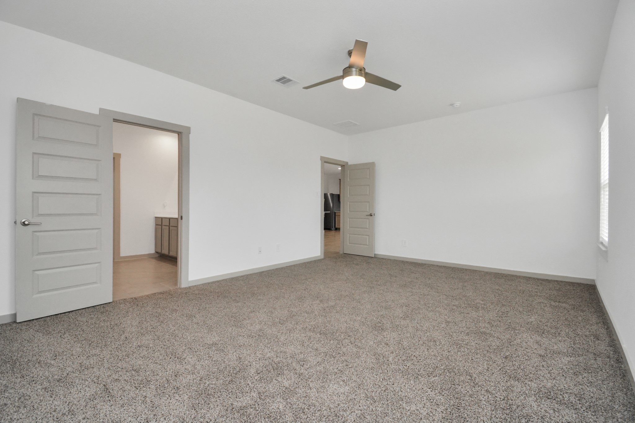 4010 Elk Creek Court Property Photo 17