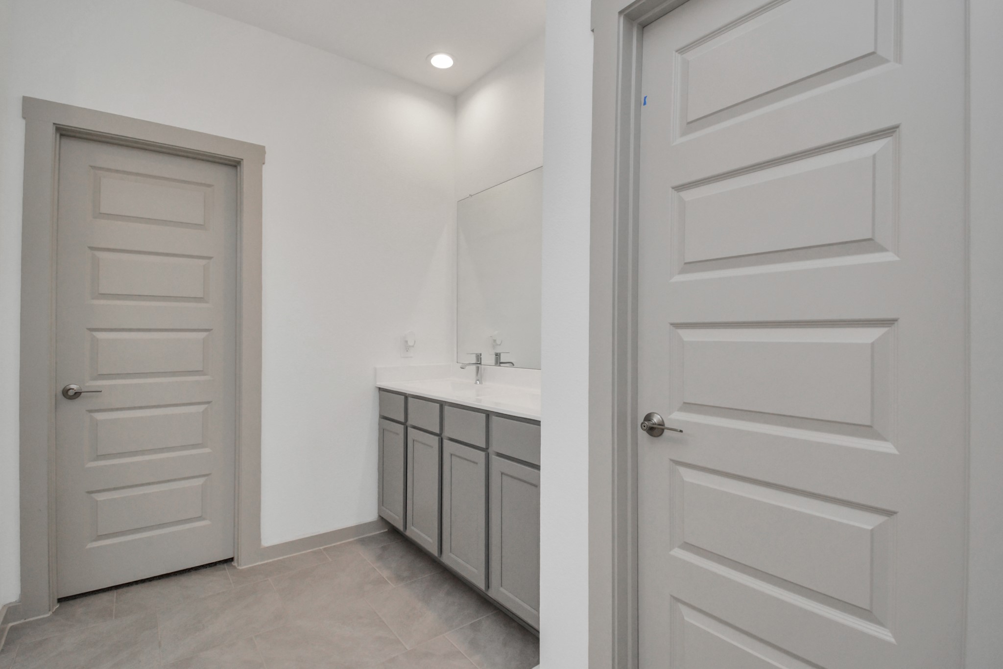 4010 Elk Creek Court Property Photo 18