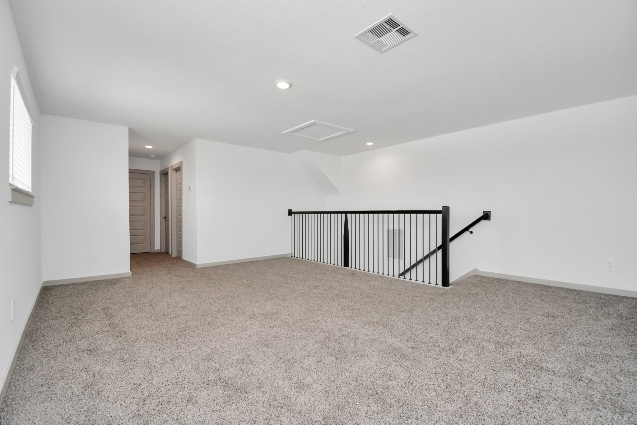 4010 Elk Creek Court Property Photo 25