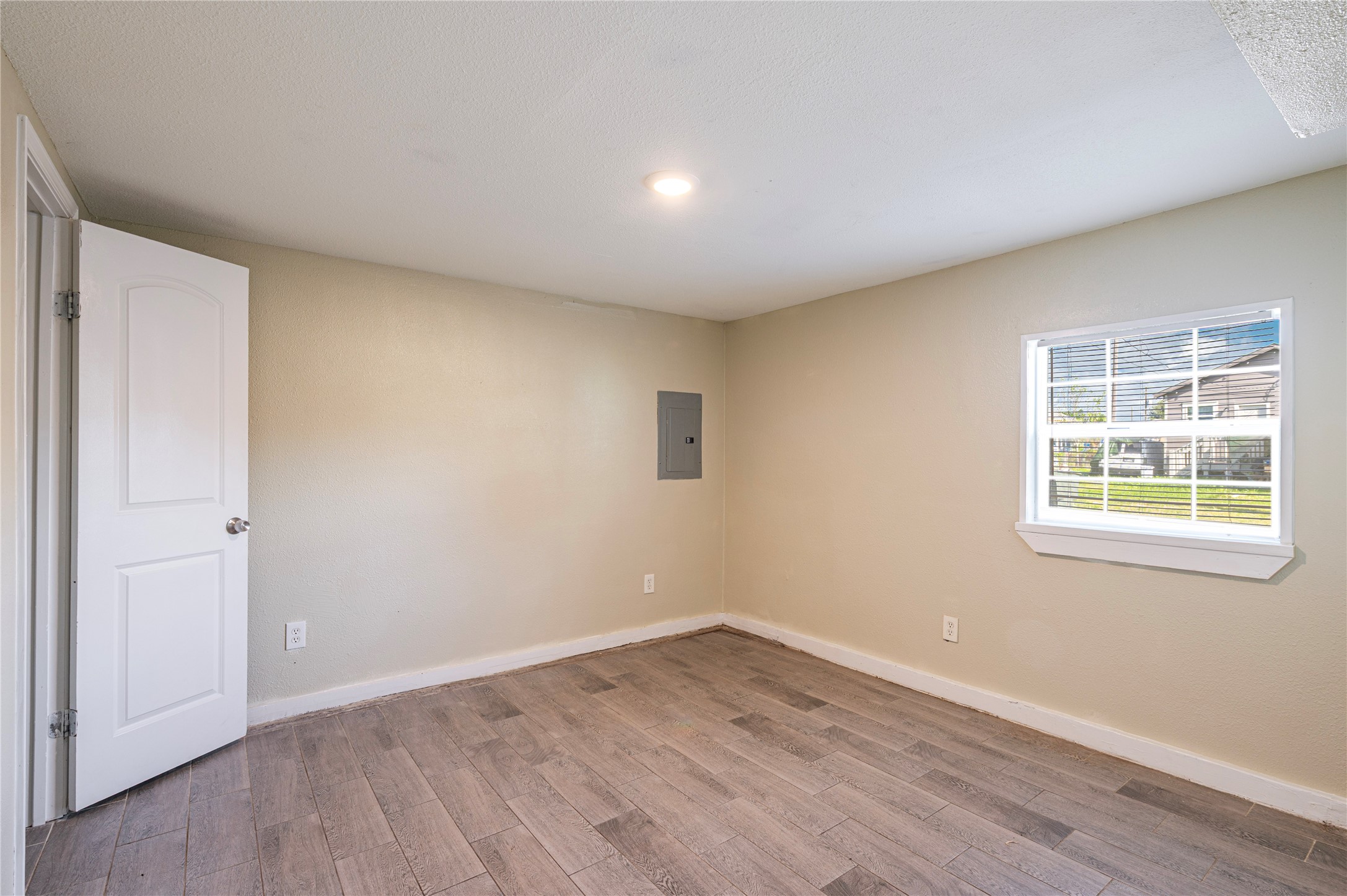 5510 Avenue S A Property Photo 6