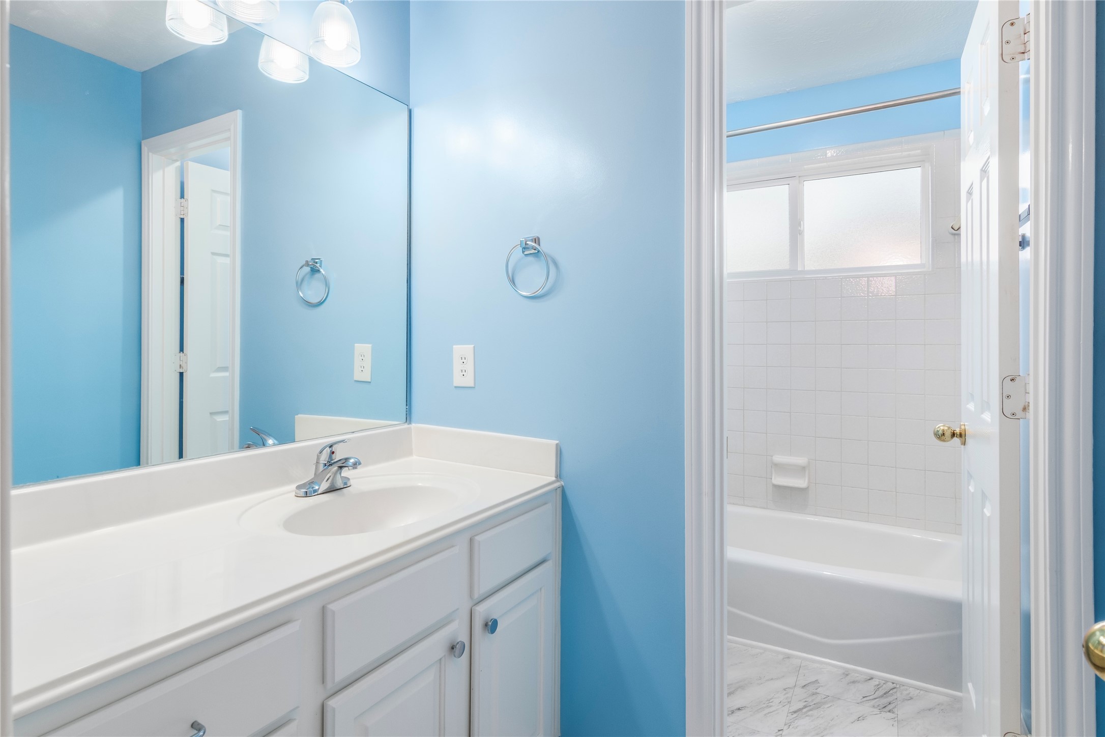 5011 White Manor Drive Property Photo 28